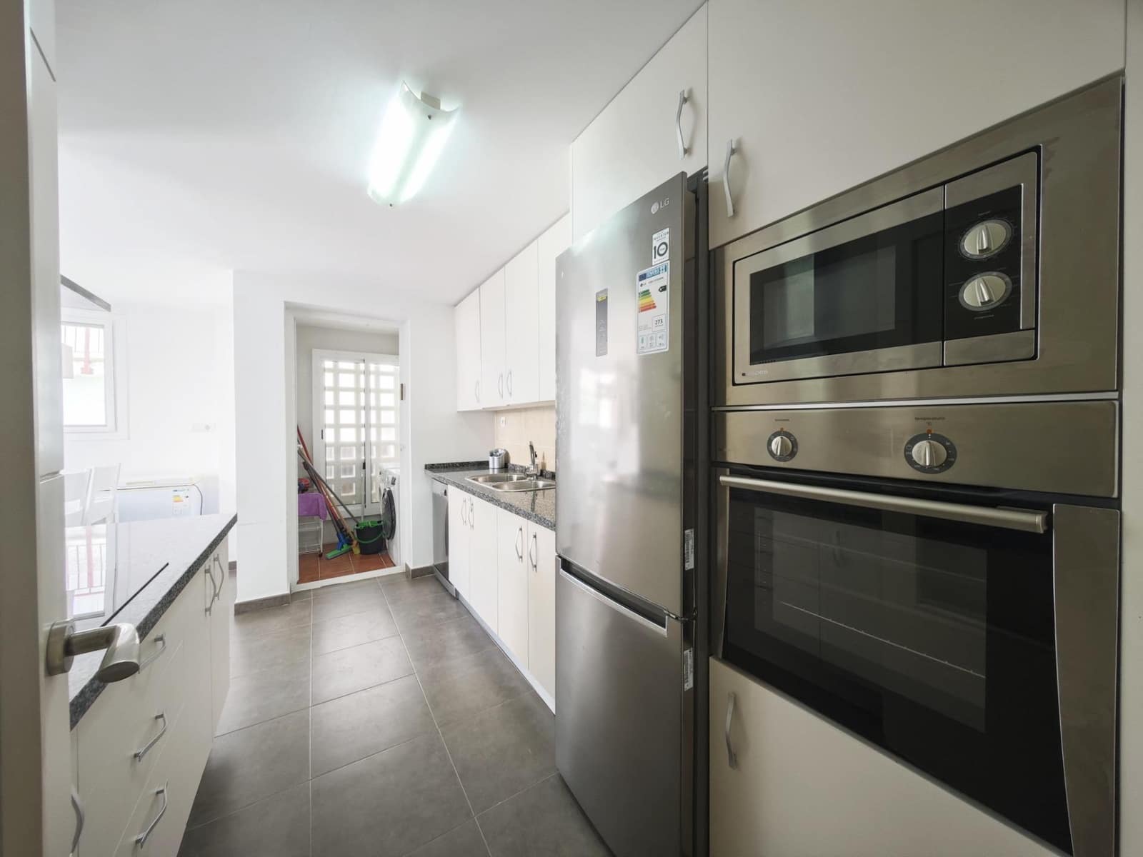 Piso de 3 habitaciones en La Alcaidesa en venta con piscina garaje - 350.000 € (Ref: 9227048)