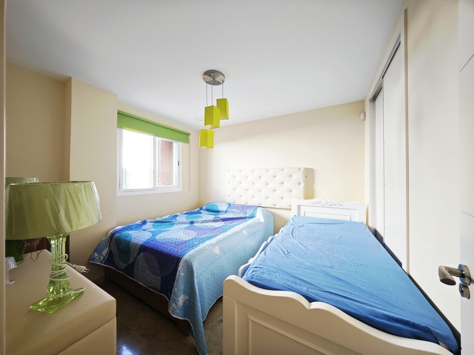 Piso de 3 habitaciones en La Alcaidesa en venta con piscina garaje - 350.000 € (Ref: 9227048)