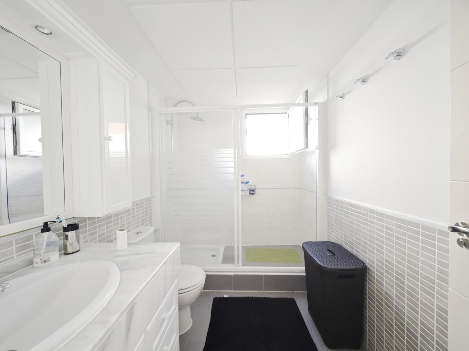 Piso de 3 habitaciones en La Alcaidesa en venta con piscina garaje - 350.000 € (Ref: 9227048)