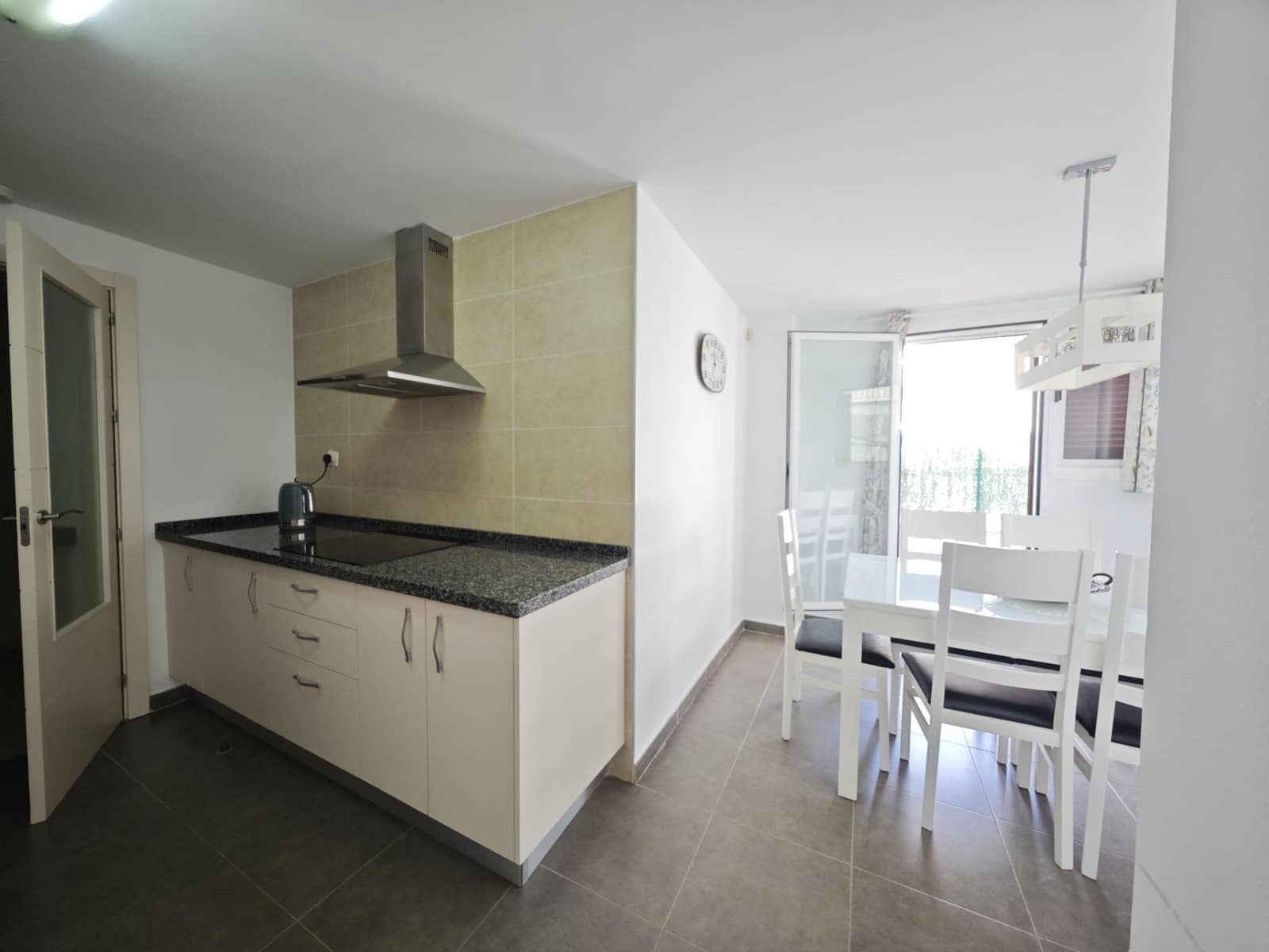 Piso de 3 habitaciones en La Alcaidesa en venta con piscina garaje - 350.000 € (Ref: 9227048)