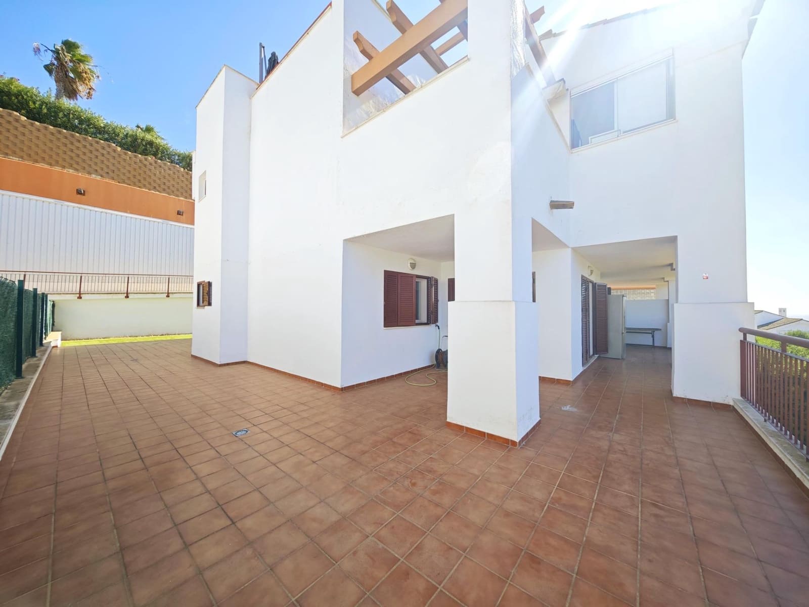 Piso de 3 habitaciones en La Alcaidesa en venta con piscina garaje - 350.000 € (Ref: 9227048)