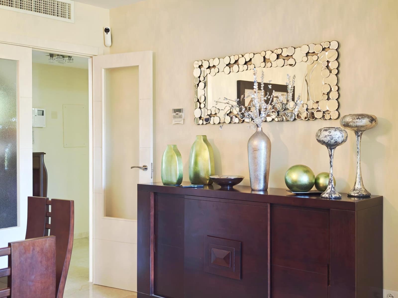 Piso de 3 habitaciones en La Alcaidesa en venta con piscina garaje - 350.000 € (Ref: 9227048)