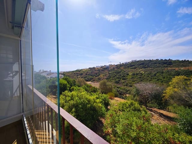 2 soveværelse Lejlighed til salg i La Alcaidesa med swimmingpool - € 325.000 (Ref: 9262624)