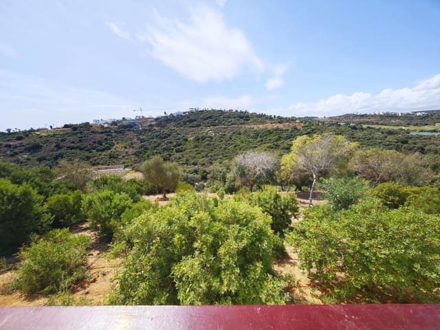 2 soveværelse Lejlighed til salg i La Alcaidesa med swimmingpool - € 325.000 (Ref: 9262624)