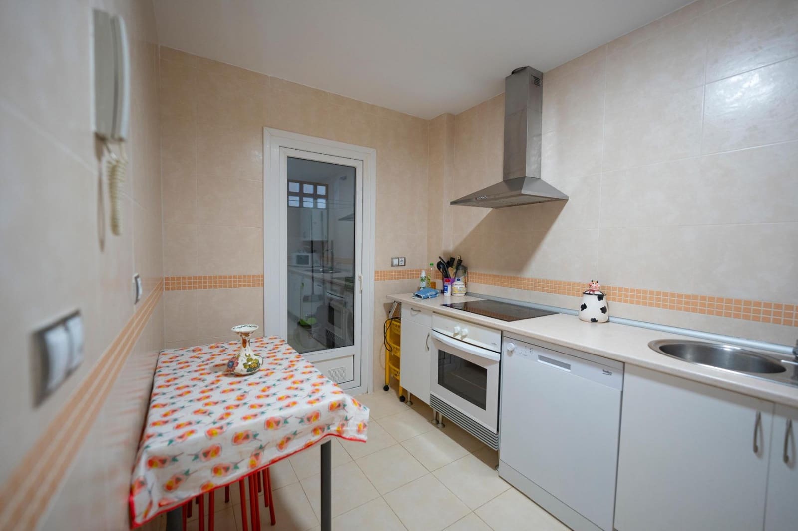 2 sypialnia Mieszkanie na sprzedaż w La Linea de la Concepcion z basenem - 190 000 € (Ref: 9287737)