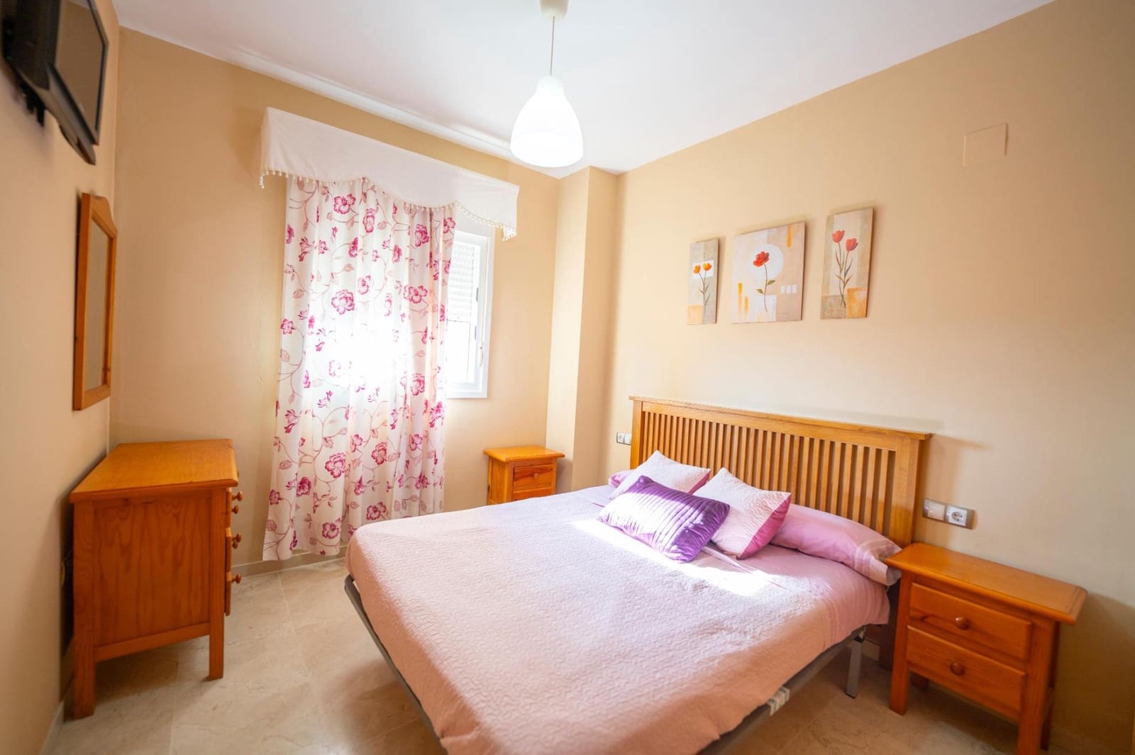 2 sypialnia Mieszkanie na sprzedaż w La Linea de la Concepcion z basenem - 190 000 € (Ref: 9287737)