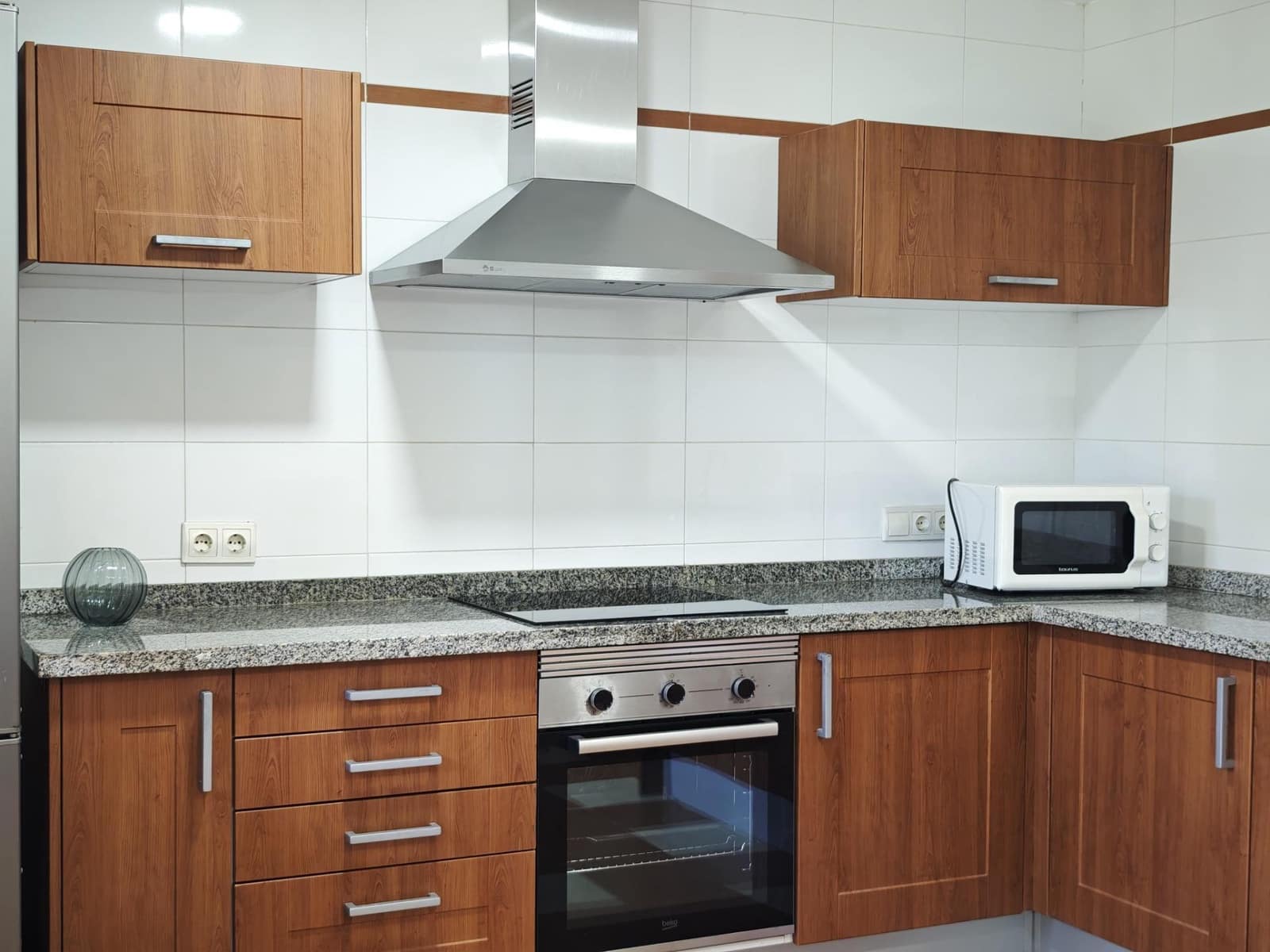 2 slaapkamer Appartement te koop in Pueblo Nuevo de Guadiaro met zwembad - € 355.000 (Ref: 9297931)