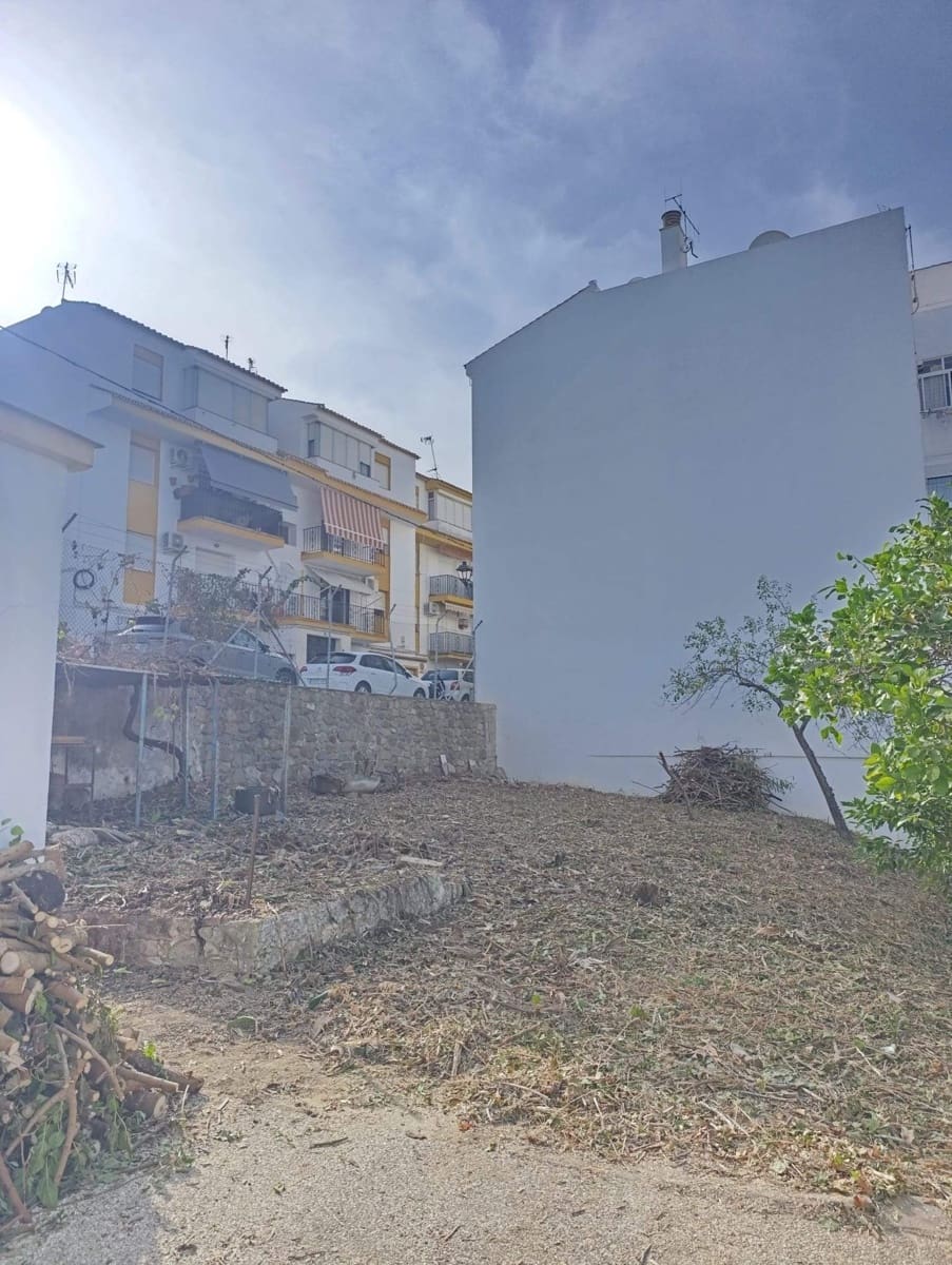 Terreno para Construção para venda em San Roque - 550 000 € (Ref: 9321927)