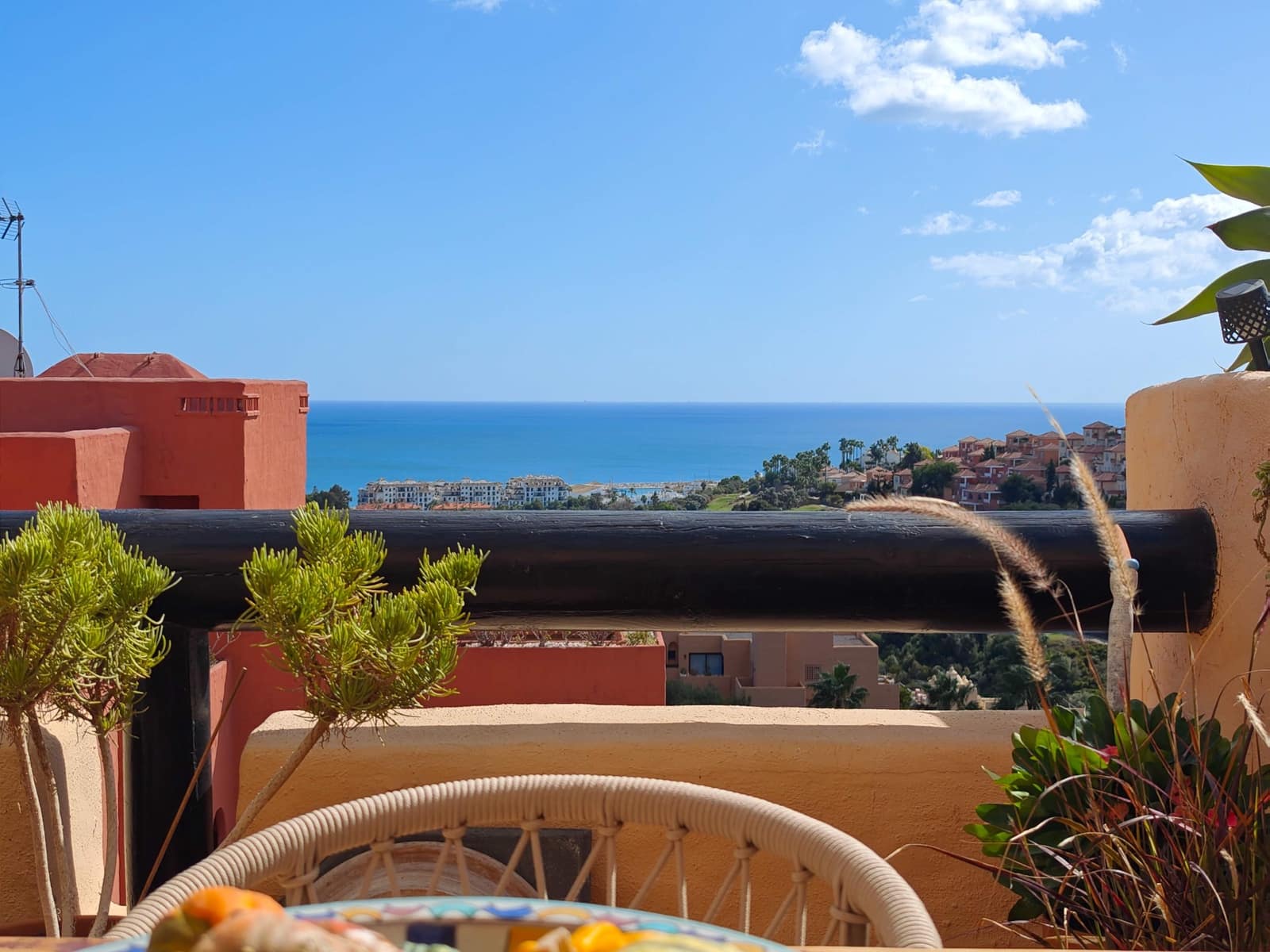 3 bedroom Penthouse for sale in Manilva with pool garage - € 529,000 (Ref: 9338064)