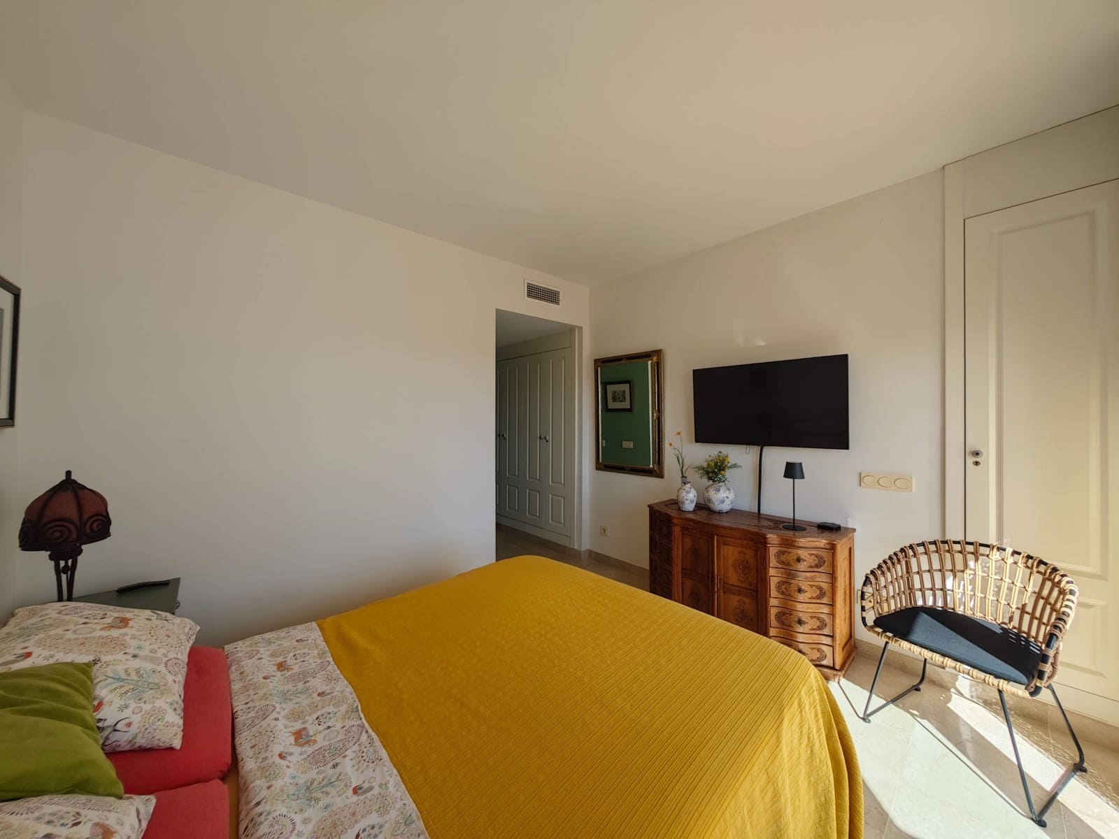 3 bedroom Penthouse for sale in Manilva with pool garage - € 529,000 (Ref: 9338064)