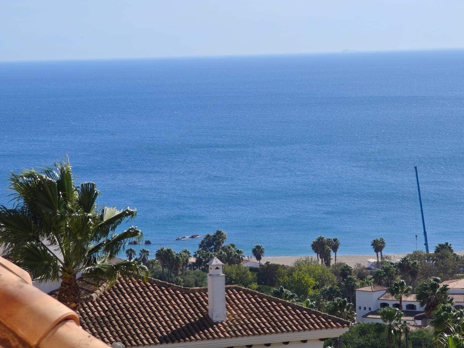 4 chambre Villa/Maison Mitoyenne à vendre à La Linea de la Concepcion avec piscine garage - 560 000 € (Ref: 9374671)