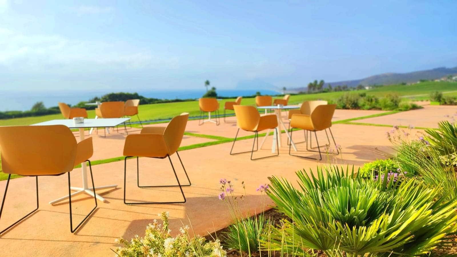 4 chambre Villa/Maison Mitoyenne à vendre à La Linea de la Concepcion avec piscine garage - 560 000 € (Ref: 9374671)