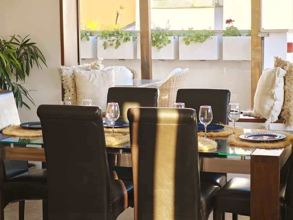 2 slaapkamer Penthouse te koop in La Alcaidesa met zwembad garage - € 365.000 (Ref: 9402782)