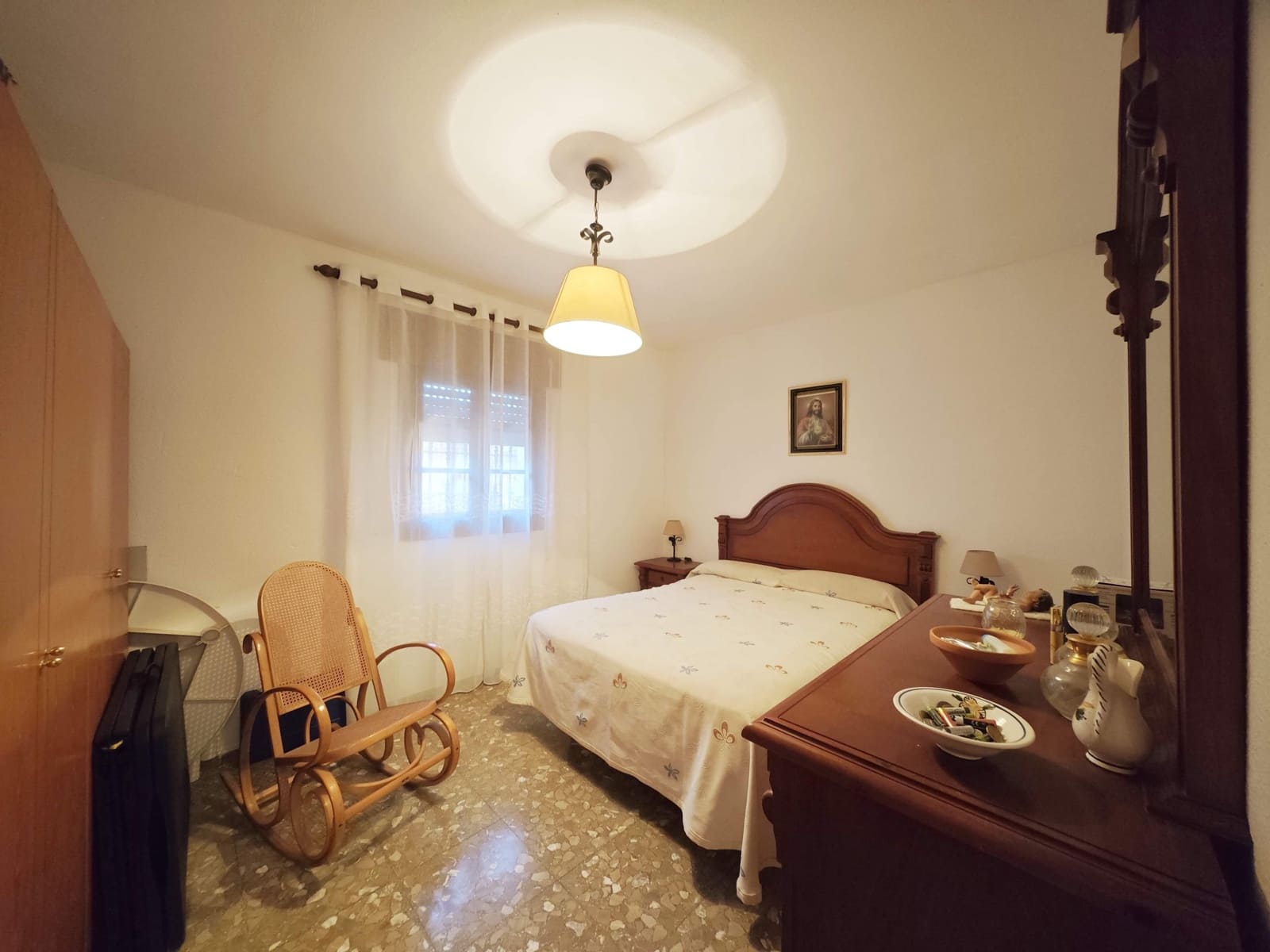 3 soveværelse Villa til salg i La Linea de la Concepcion med swimmingpool garage - € 395.000 (Ref: 9407832)