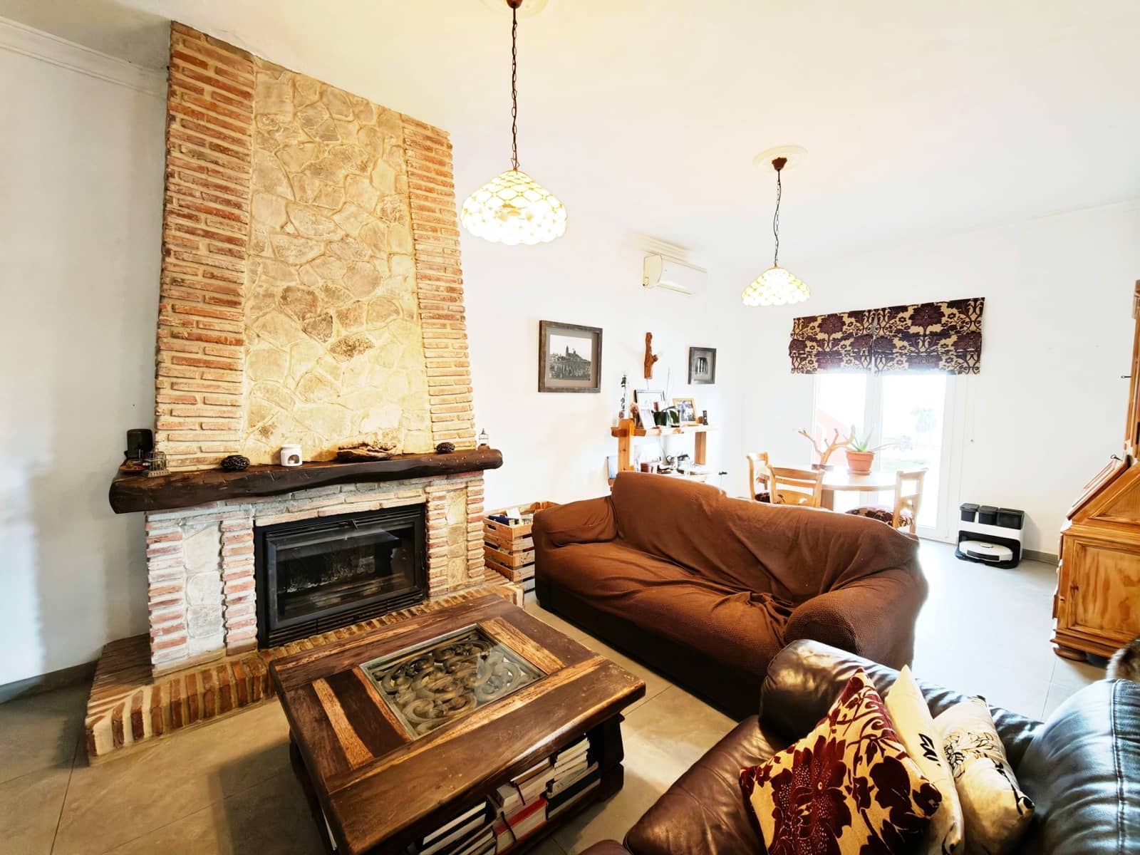 4 soveværelse Villa til salg i Algeciras med swimmingpool - € 650.000 (Ref: 9407983)