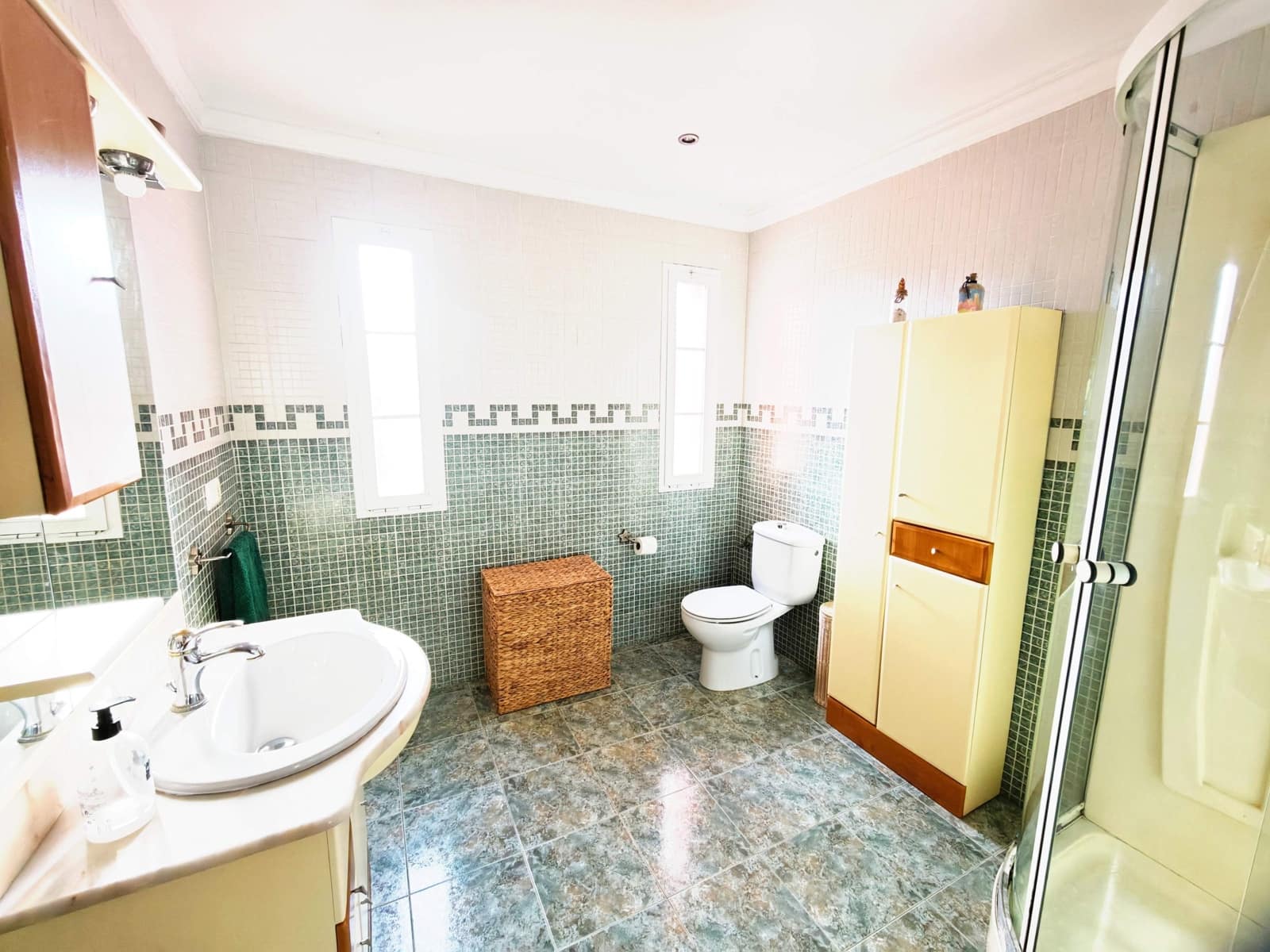 4 slaapkamer Villa te koop in Algeciras met zwembad - € 640.000 (Ref: 9407983)