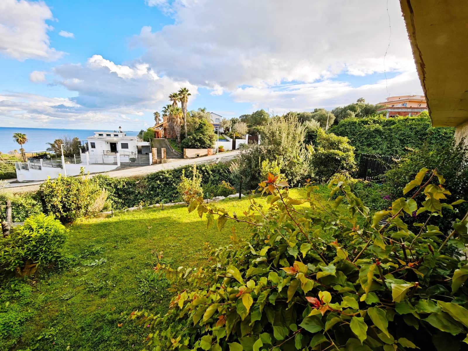 4 slaapkamer Villa te koop in Algeciras met zwembad - € 640.000 (Ref: 9407983)