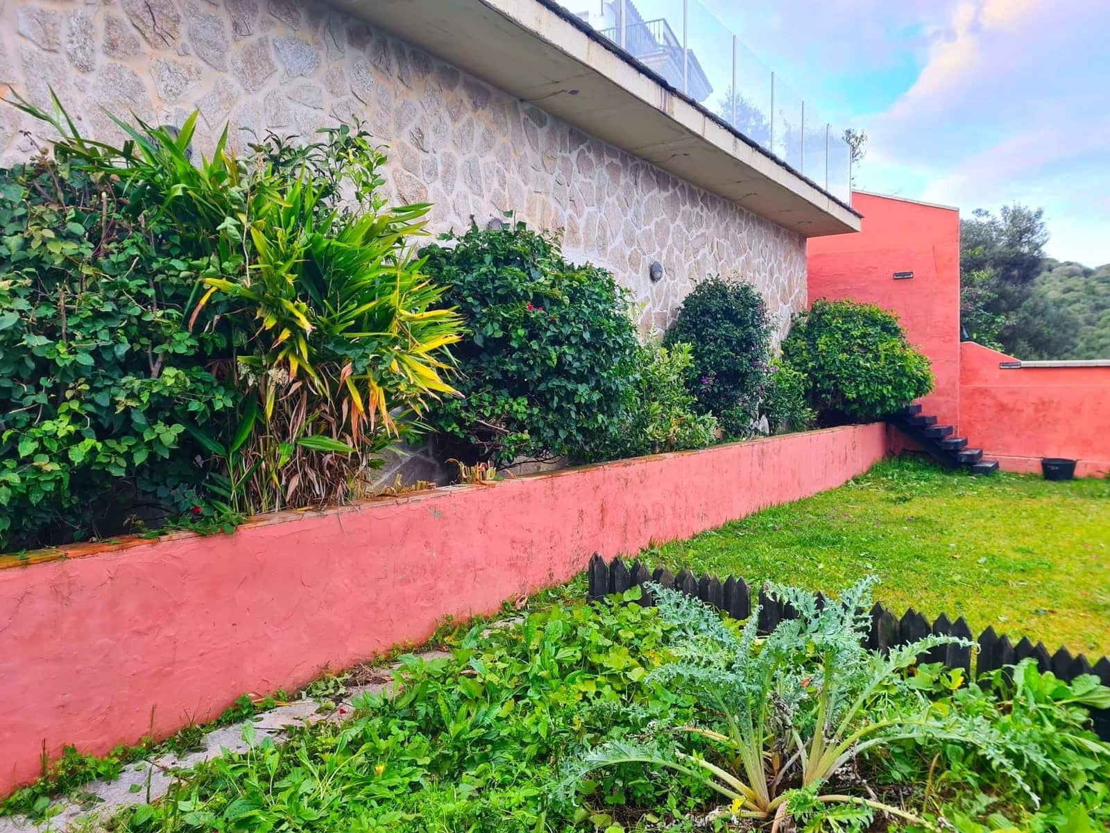 4 slaapkamer Villa te koop in Algeciras met zwembad - € 640.000 (Ref: 9407983)