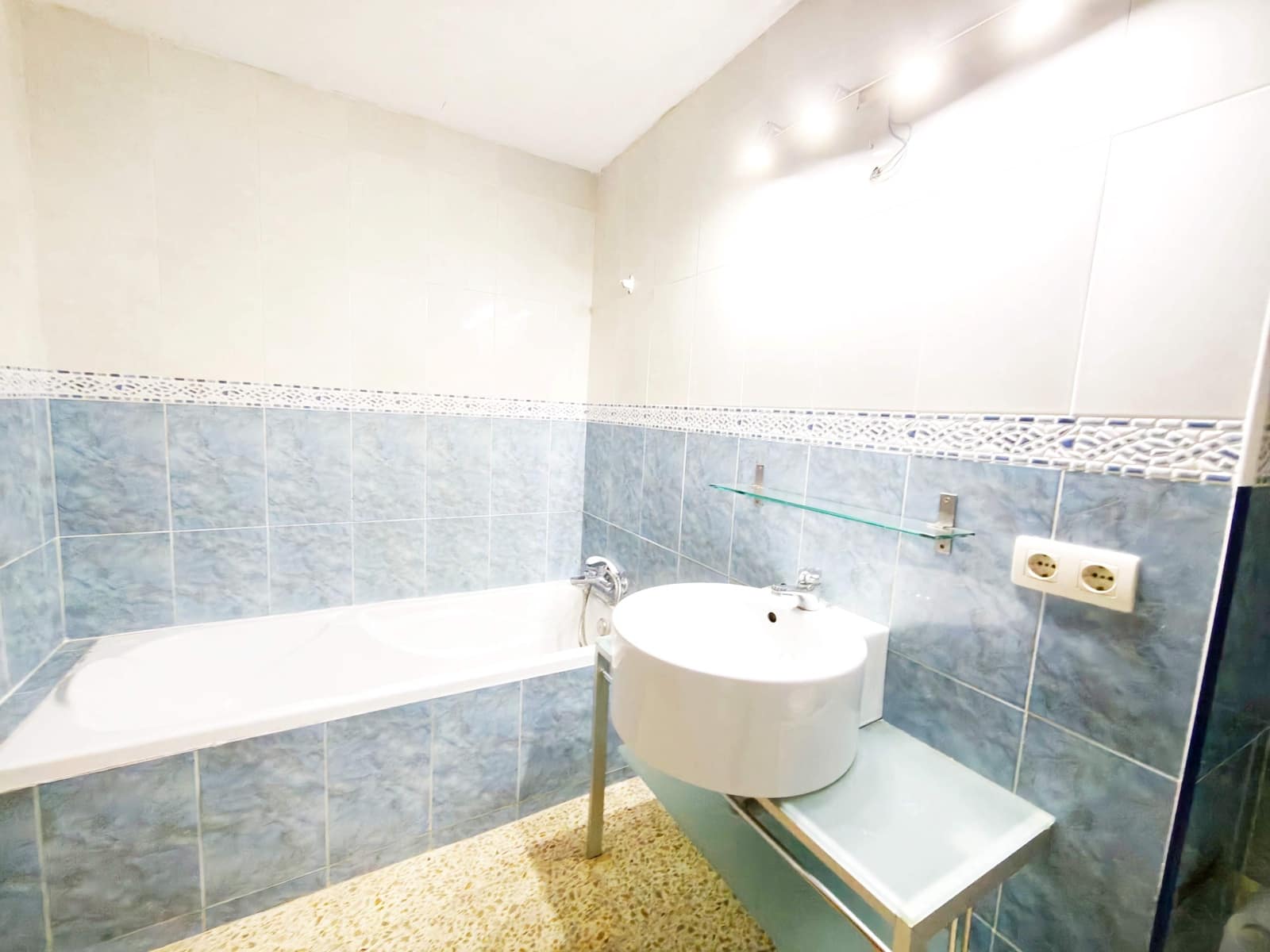 4 soveværelse Lejlighed til salg i Algeciras - € 160.000 (Ref: 9424450)