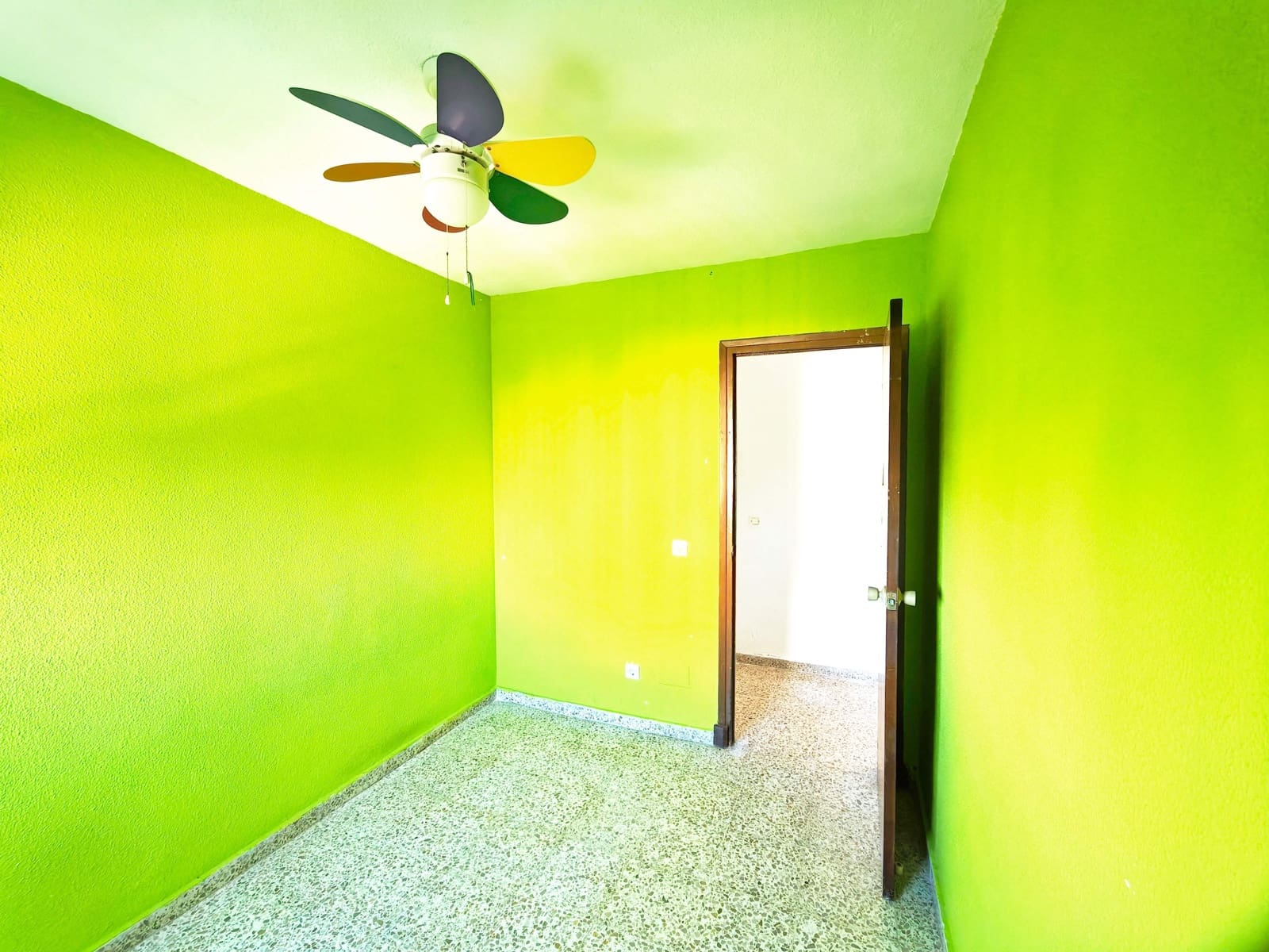 4 soveværelse Lejlighed til salg i Algeciras - € 160.000 (Ref: 9424450)