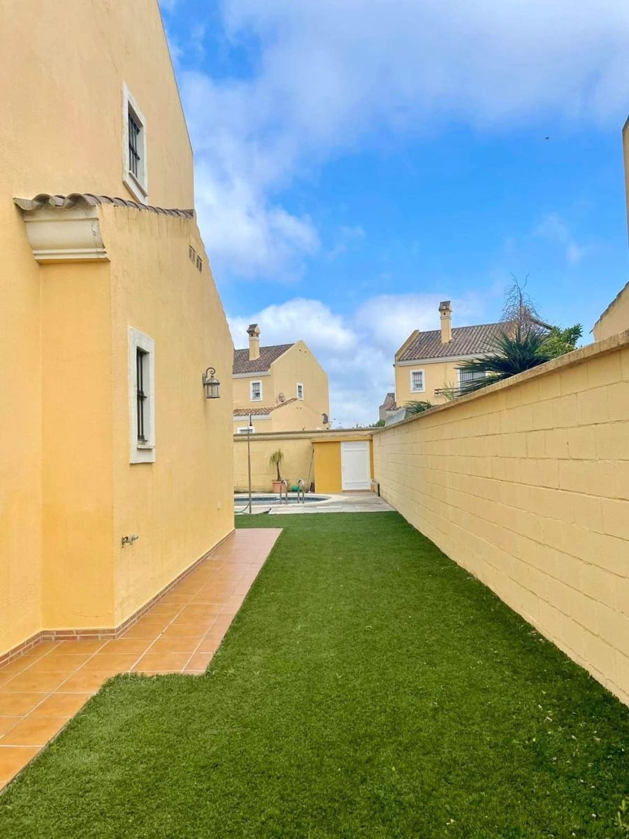 4 camera da letto Villa da affittare in Algeciras con piscina garage - 1.800 € (Rif: 9424451)