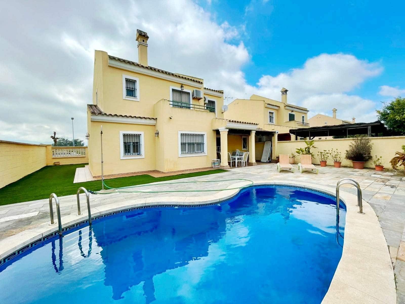 4 camera da letto Villa da affittare in Algeciras con piscina garage - 1.800 € (Rif: 9424451)