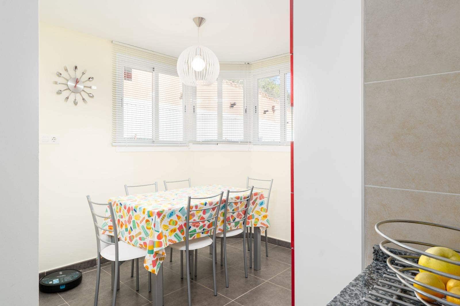 3 sovrum Lägenhet att hyra i La Alcaidesa med pool garage - 1 300 € (Ref: 9436588)