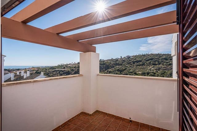 3 camera da letto Appartamento da affittare in La Alcaidesa con piscina garage - 1.300 € (Rif: 9436588)