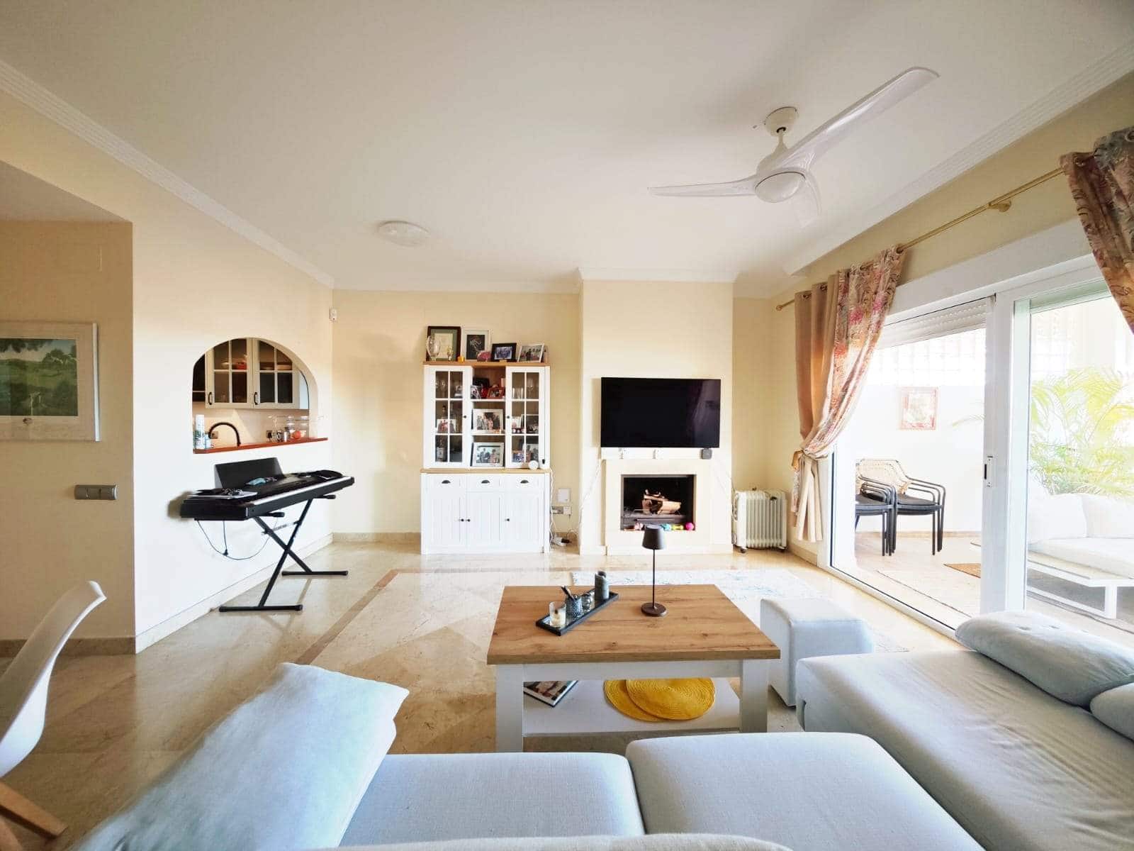 2 sypialnia Apartament na sprzedaż w La Alcaidesa z basenem - 298 000 € (Ref: 9439013)