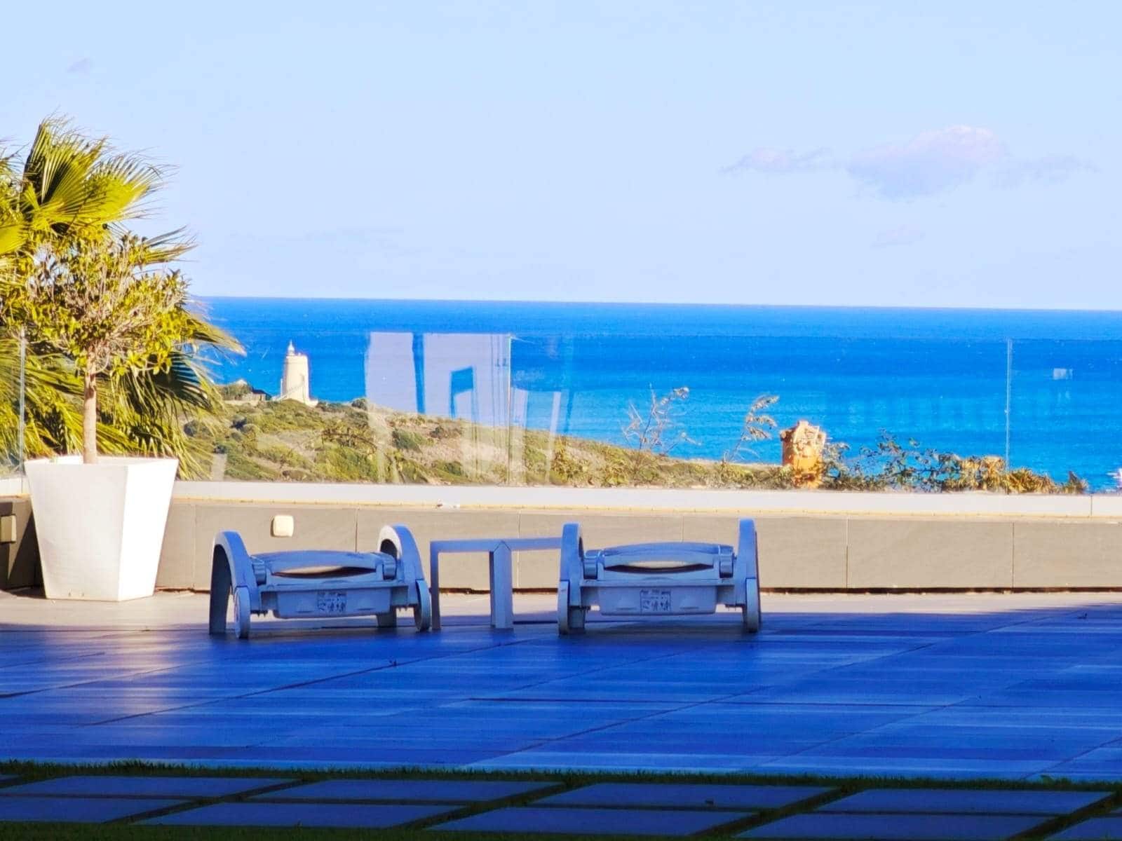 5 slaapkamer Villa te koop in La Linea de la Concepcion met zwembad garage - € 760.000 (Ref: 9441120)