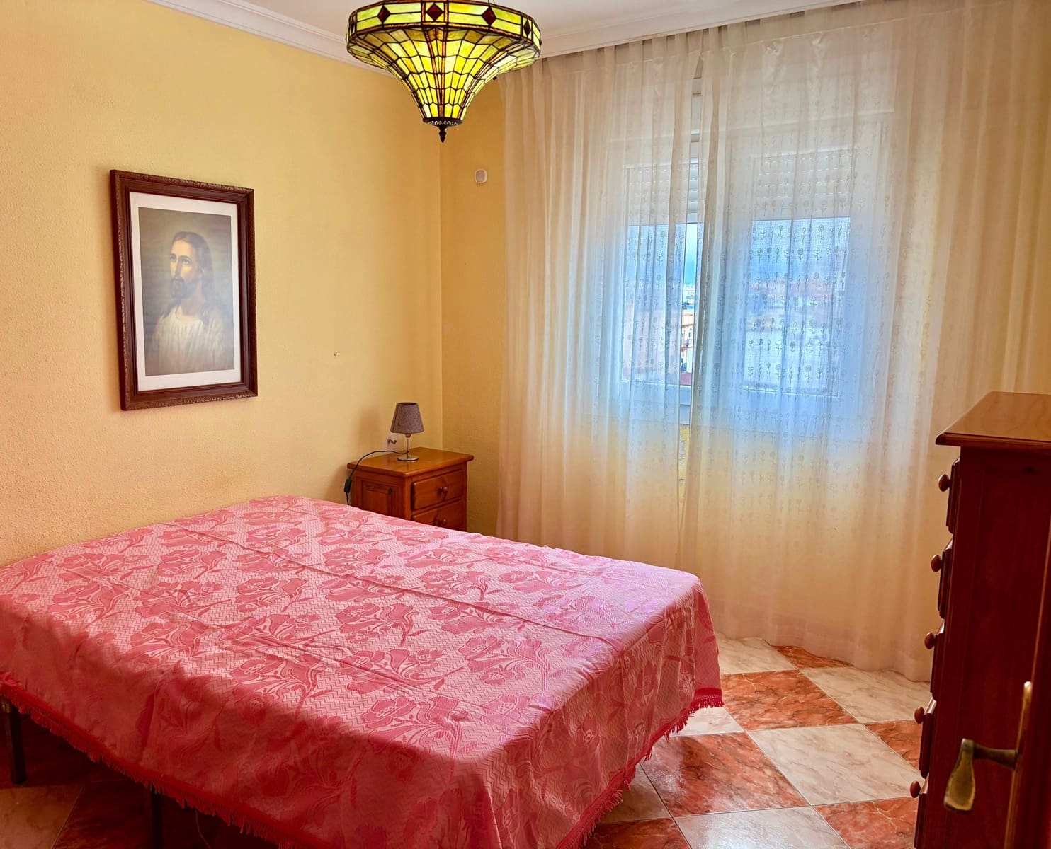 3 Zimmer Wohnung zu vermieten in La Linea de la Concepcion - 800 € (Ref: 9452150)