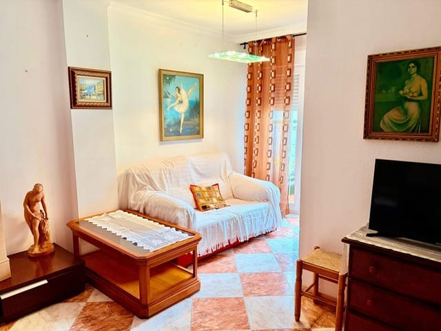 Appartement de 3 chambres à louer à Centro - San Felipe - Huerta Fava, La Línea de la Concepción - 800 € (Ref: 9452150)