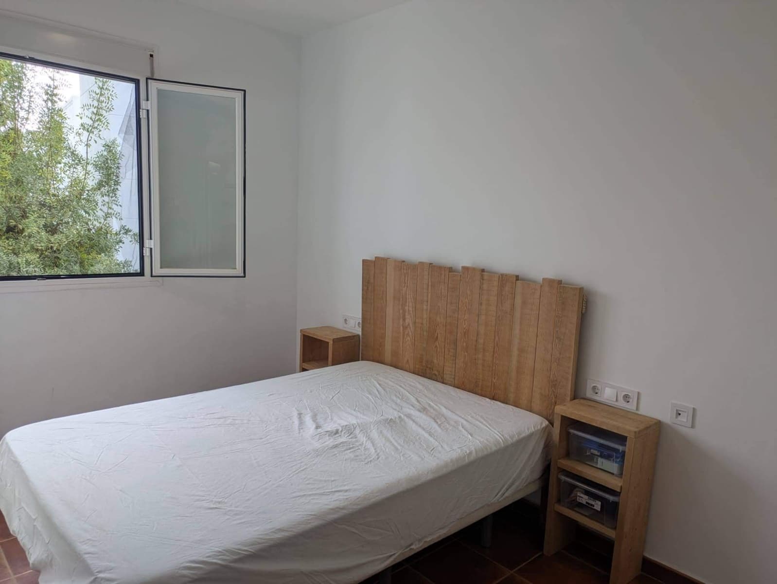 1 slaapkamer Appartement te huur in La Linea de la Concepcion - € 800 (Ref: 9462110)