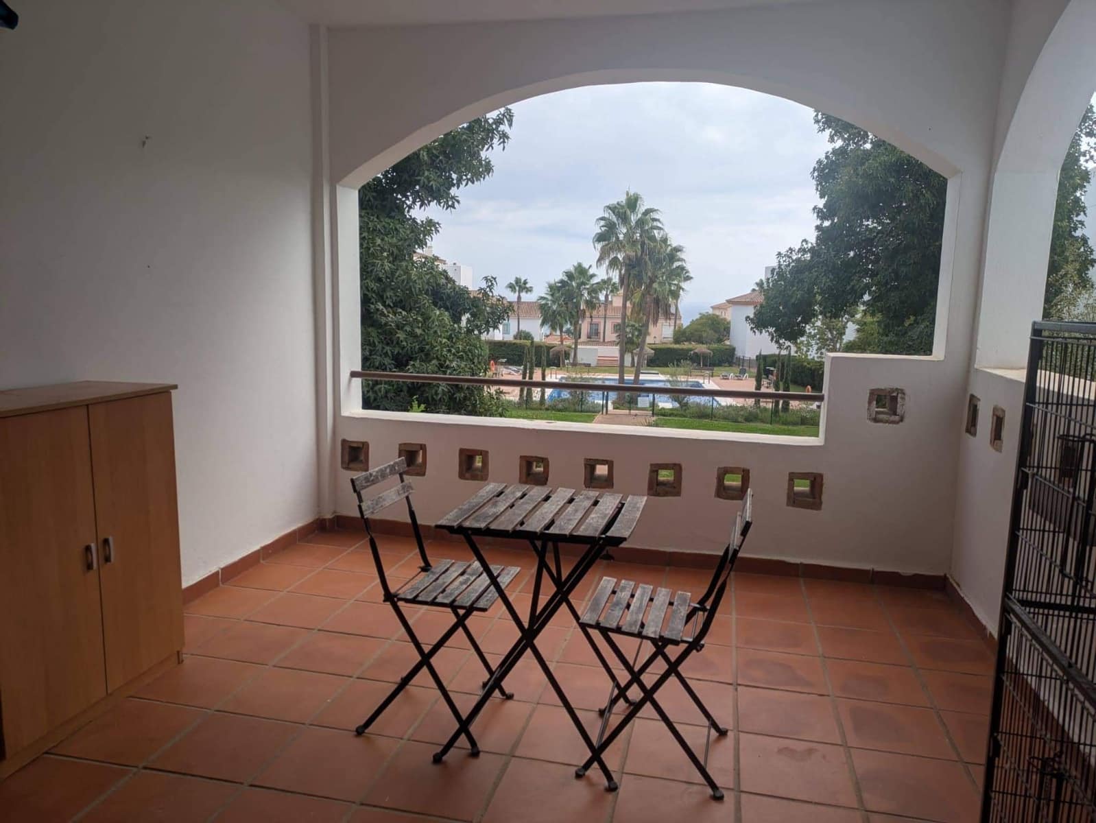 1 slaapkamer Appartement te huur in La Linea de la Concepcion - € 800 (Ref: 9462110)