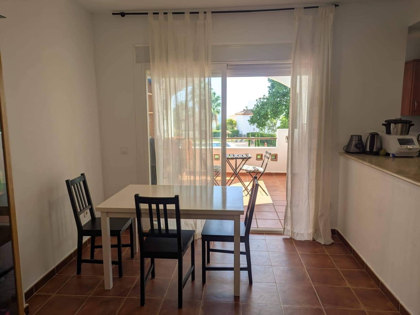 1 slaapkamer Appartement te huur in La Linea de la Concepcion - € 800 (Ref: 9462110)
