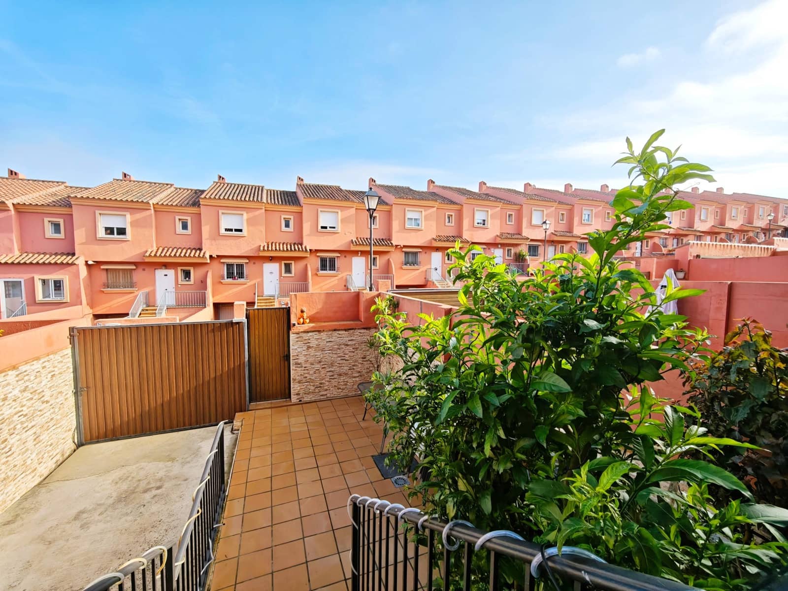 4 camera da letto Villetta a Schiera in vendita in Algeciras con garage - 240.000 € (Rif: 9467905)