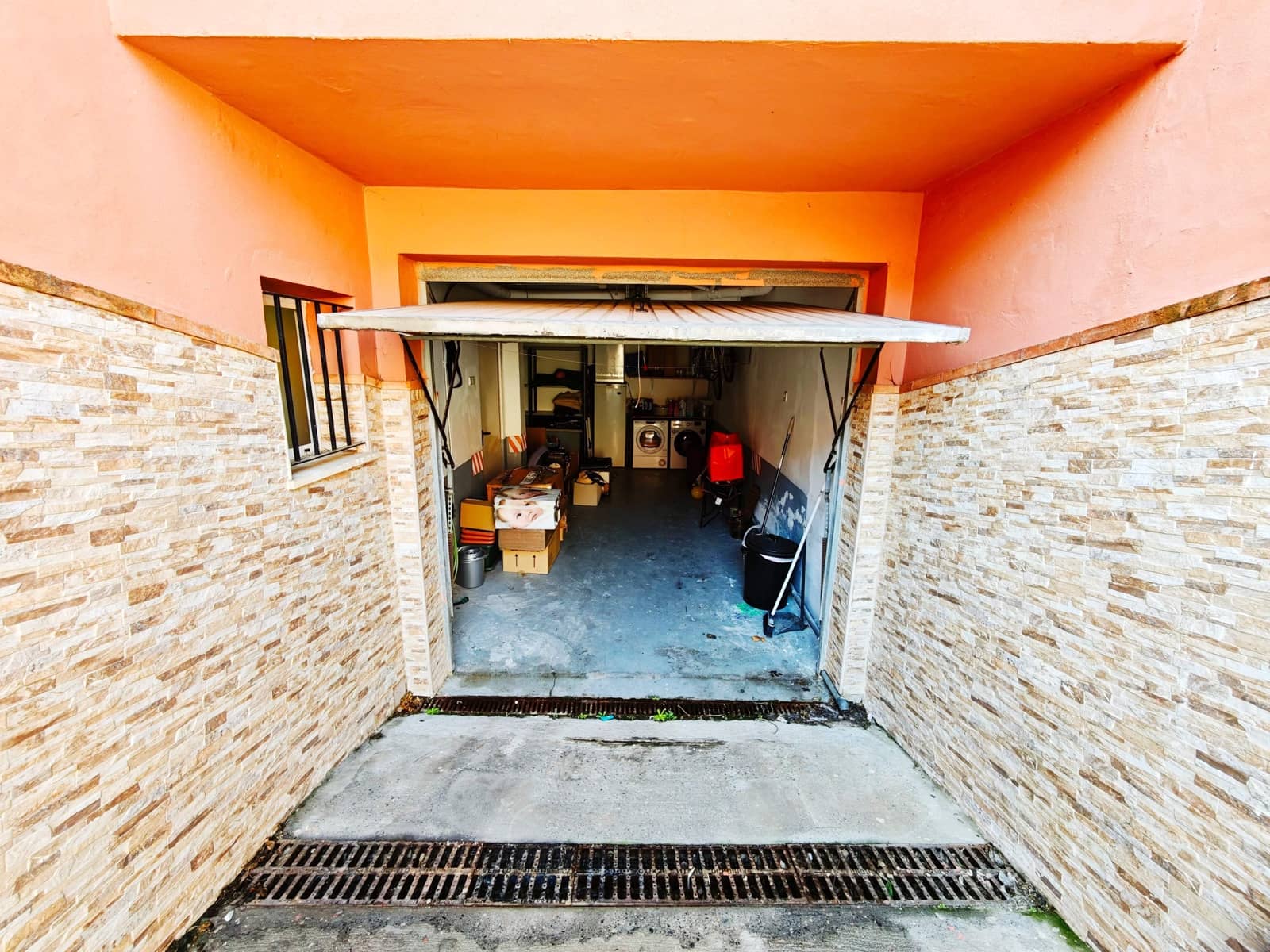 4 camera da letto Villetta a Schiera in vendita in Algeciras con garage - 240.000 € (Rif: 9467905)