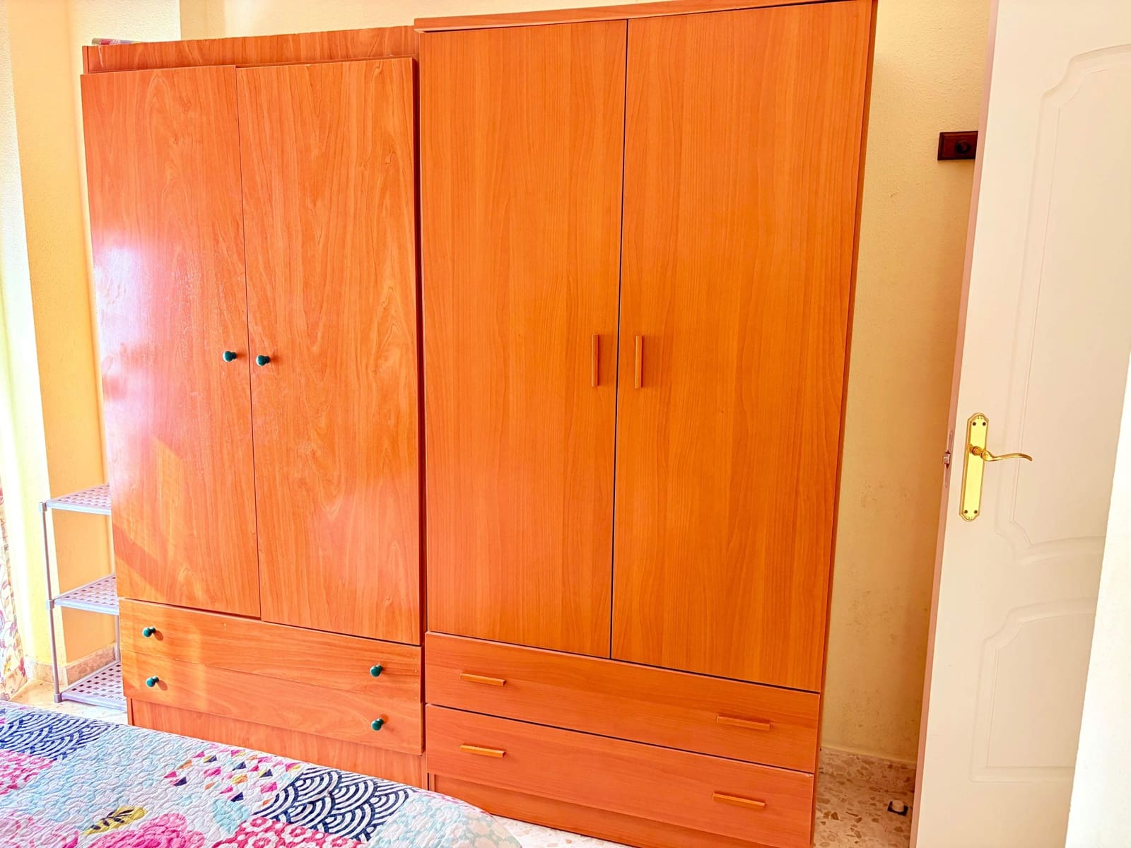 2 makuuhuone Huoneisto myytävänä paikassa Manilva mukana uima-altaan - 200 000 € (Ref: 9467906)