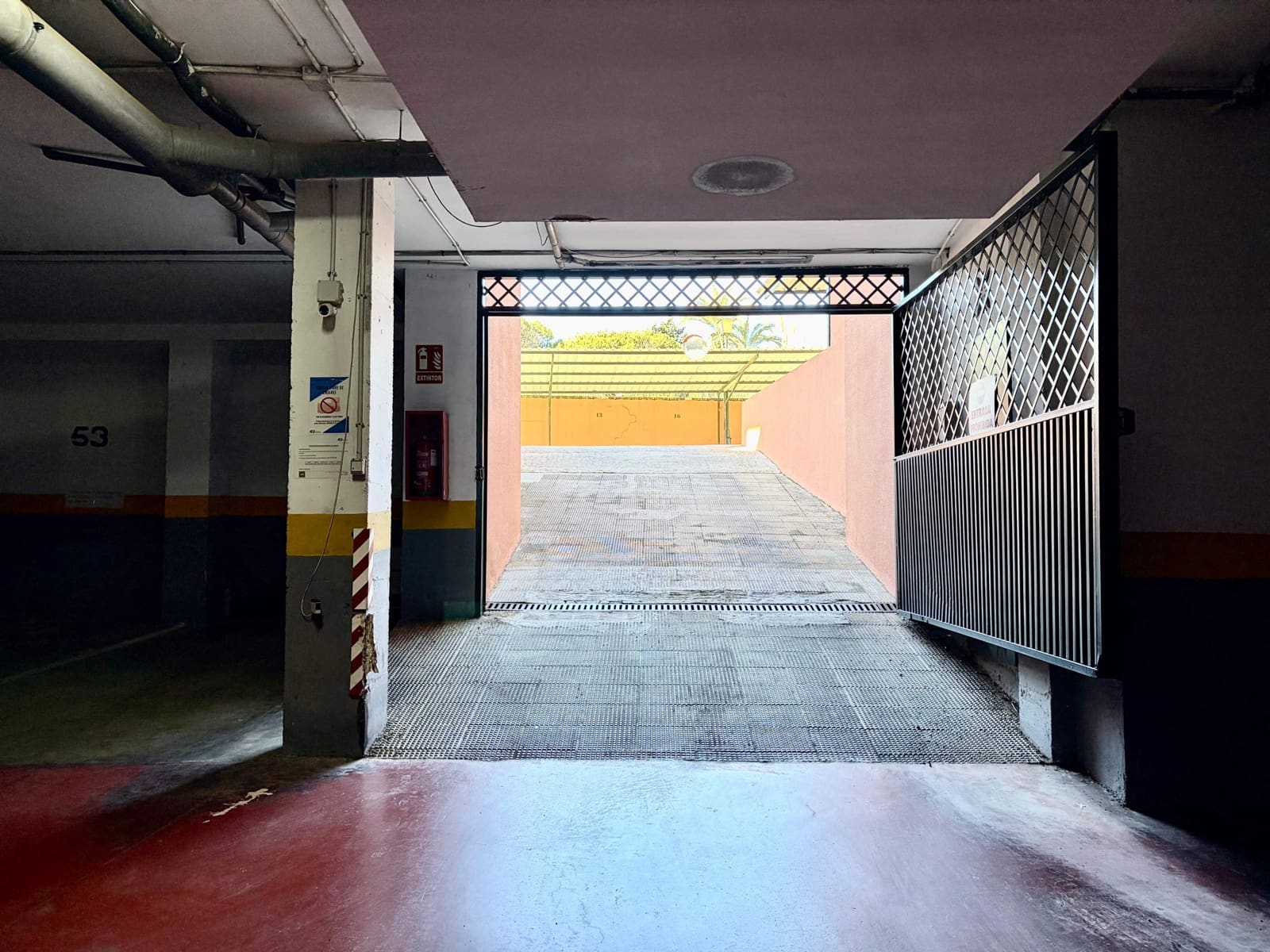 2 makuuhuone Huoneisto myytävänä paikassa Manilva mukana uima-altaan - 200 000 € (Ref: 9467906)