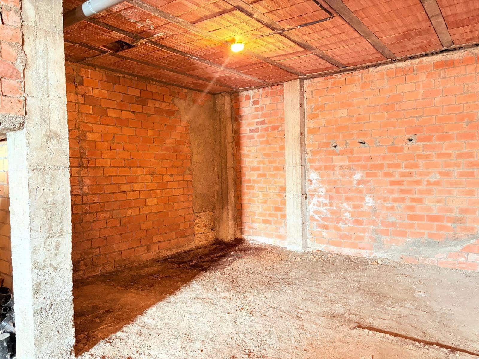 Local Comercial en La Línea de la Concepción en venta - 65.000 € (Ref: 9468511)