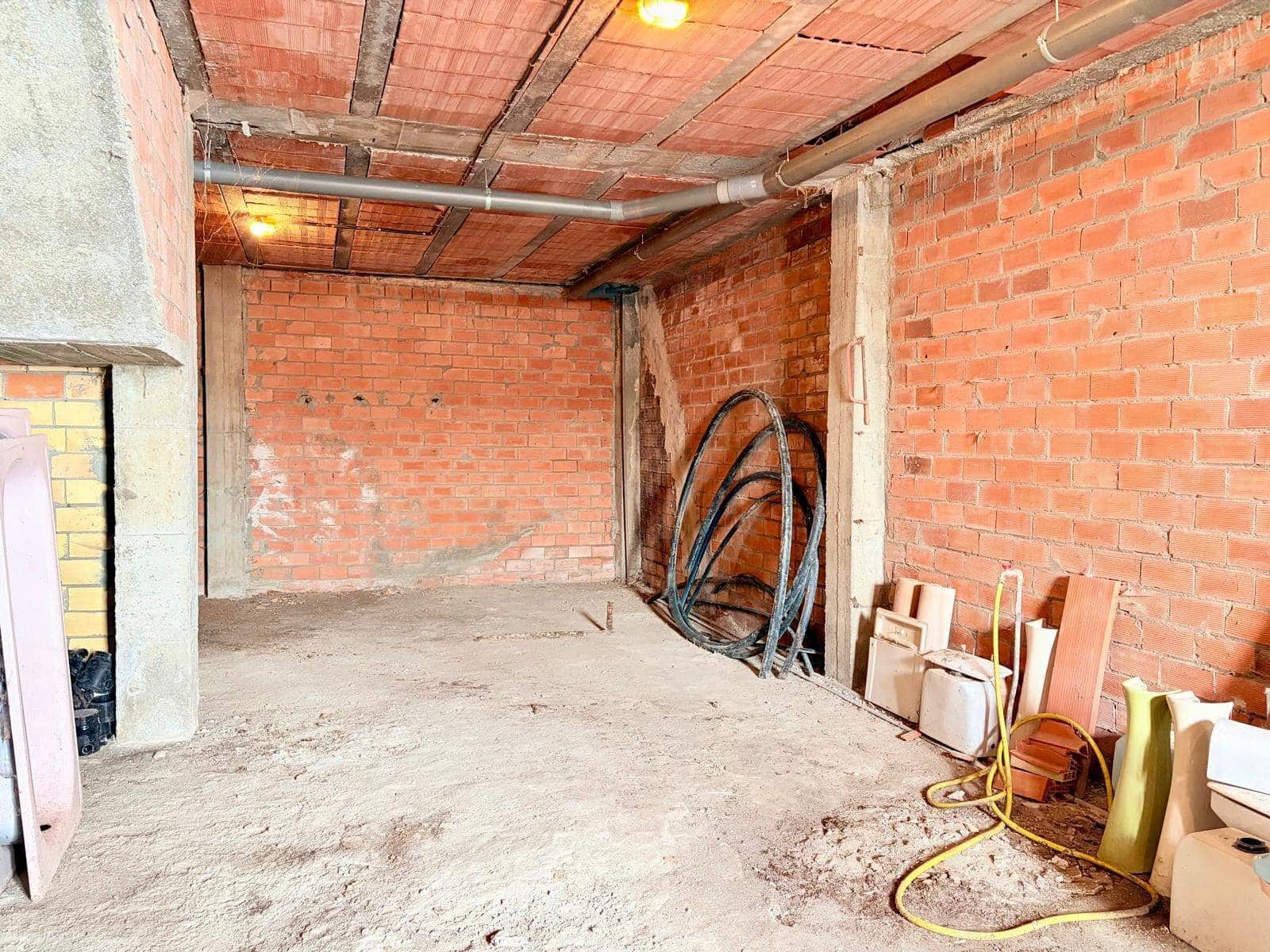 Local Comercial en La Línea de la Concepción en venta - 65.000 € (Ref: 9468511)