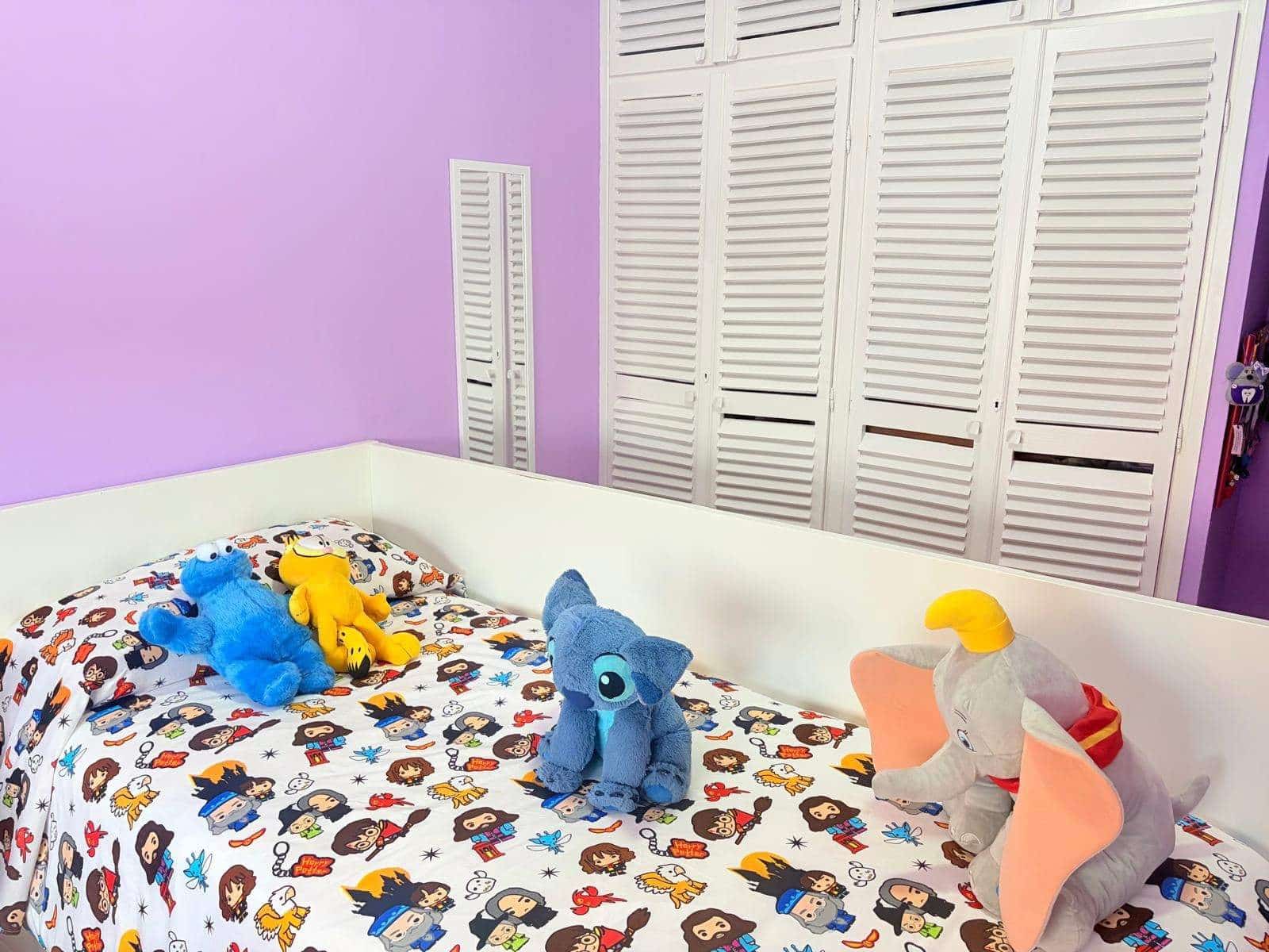 5 bedroom Townhouse for sale in La Linea de la Concepcion with pool garage - € 510,000 (Ref: 9470801)