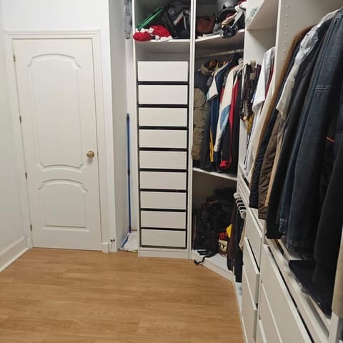 3 slaapkamer Rijtjeshuis te koop in Algeciras met zwembad - € 200.000 (Ref: 9474217)