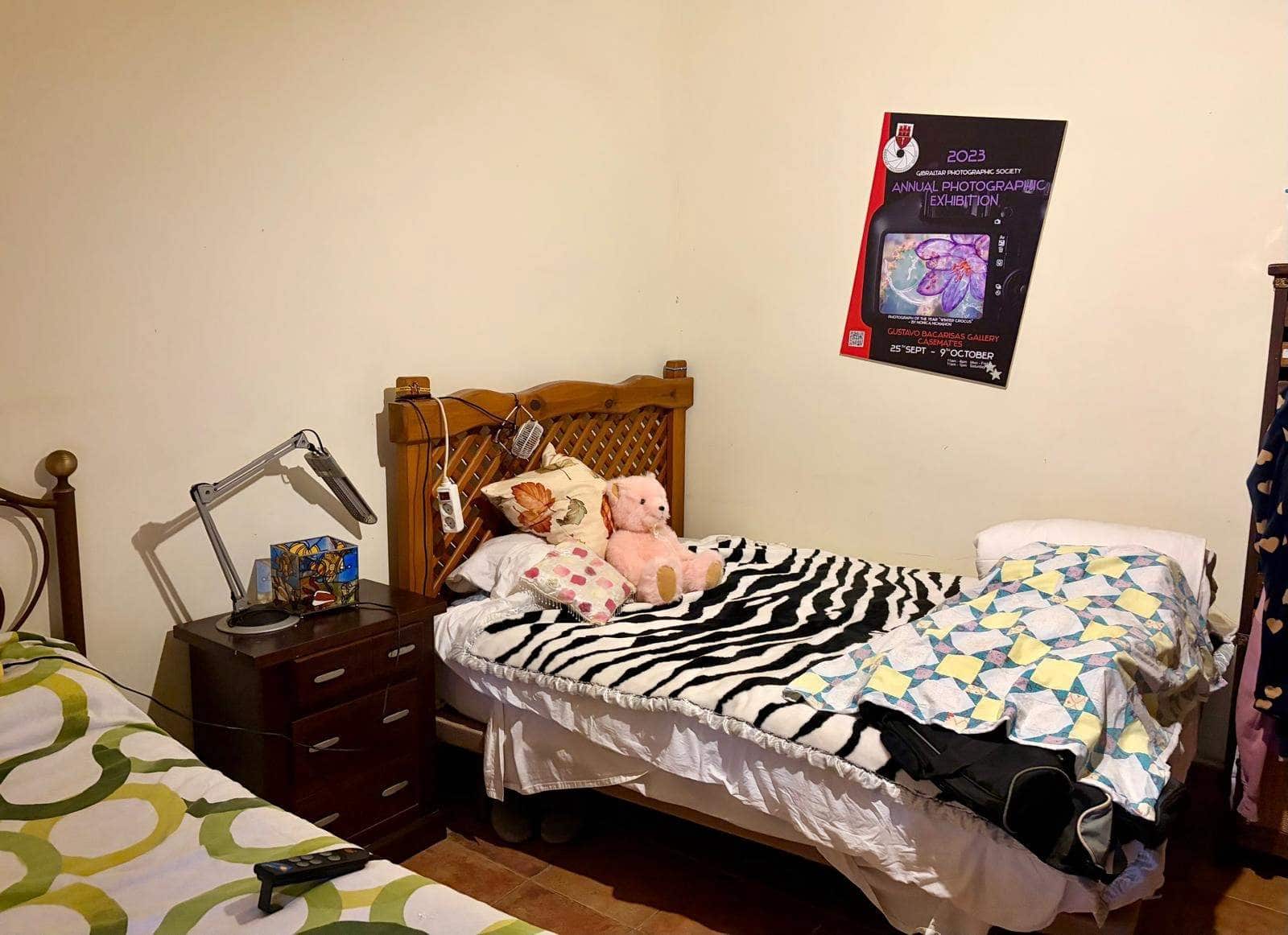 3 bedroom Villa for sale in La Linea de la Concepcion with pool garage - € 480,000 (Ref: 9482051)