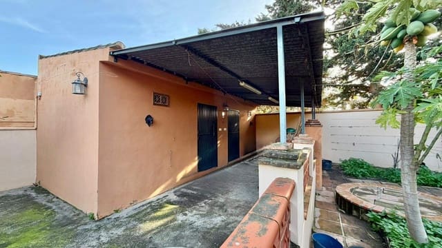 3 slaapkamer Villa te koop in La Línea de la Concepción met zwembad garage - € 480.000 (Ref: 9482051)