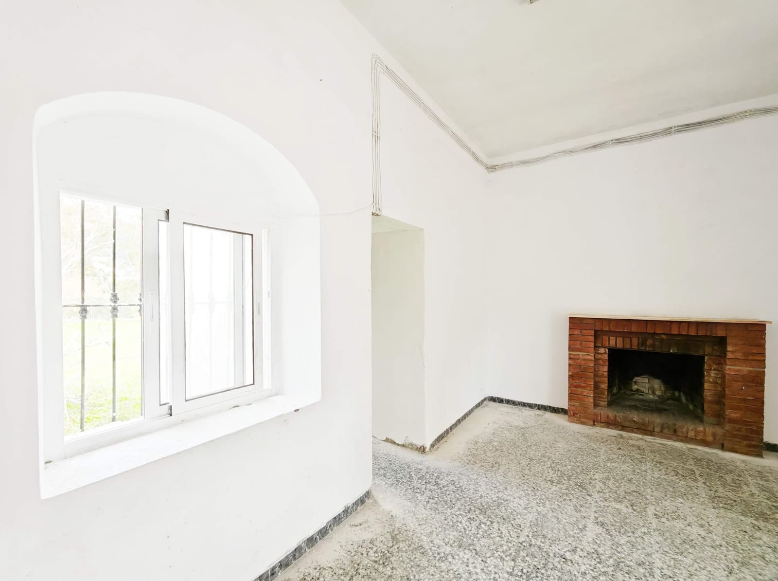 2 bedroom Finca/Country House for sale in Algeciras - € 590,000 (Ref: 9502385)