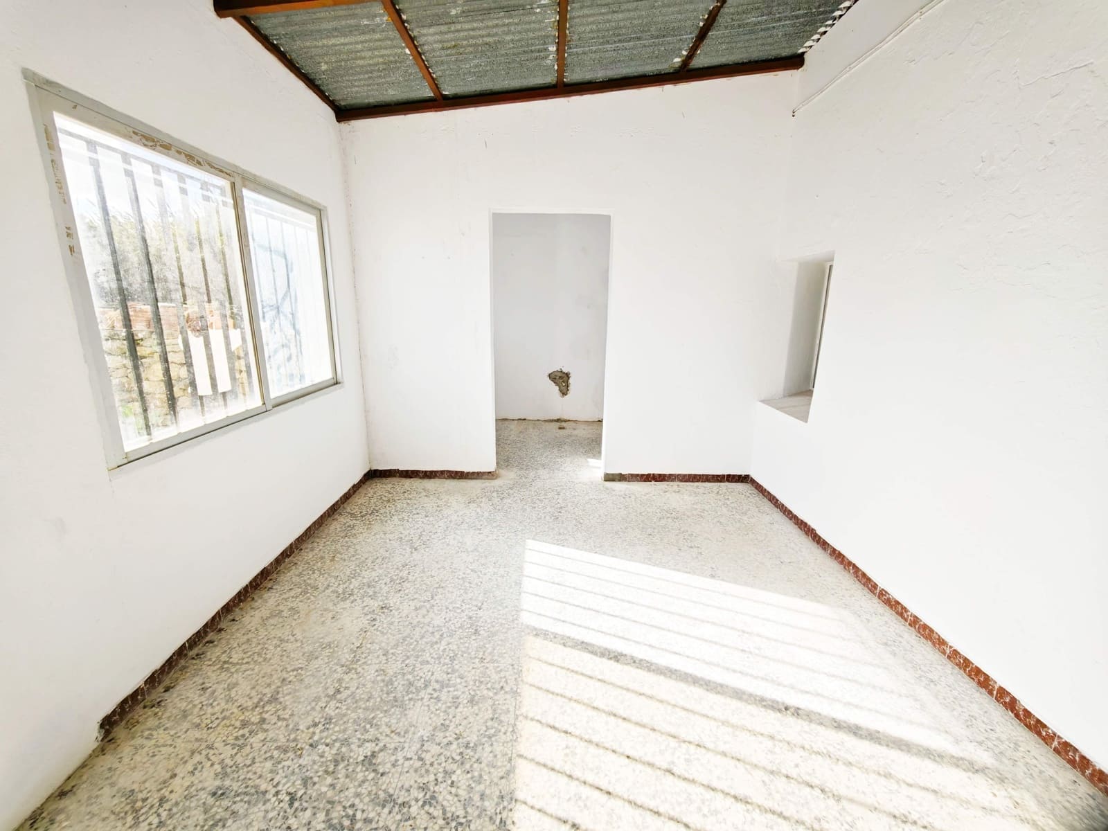 2 bedroom Finca/Country House for sale in Algeciras - € 590,000 (Ref: 9502385)