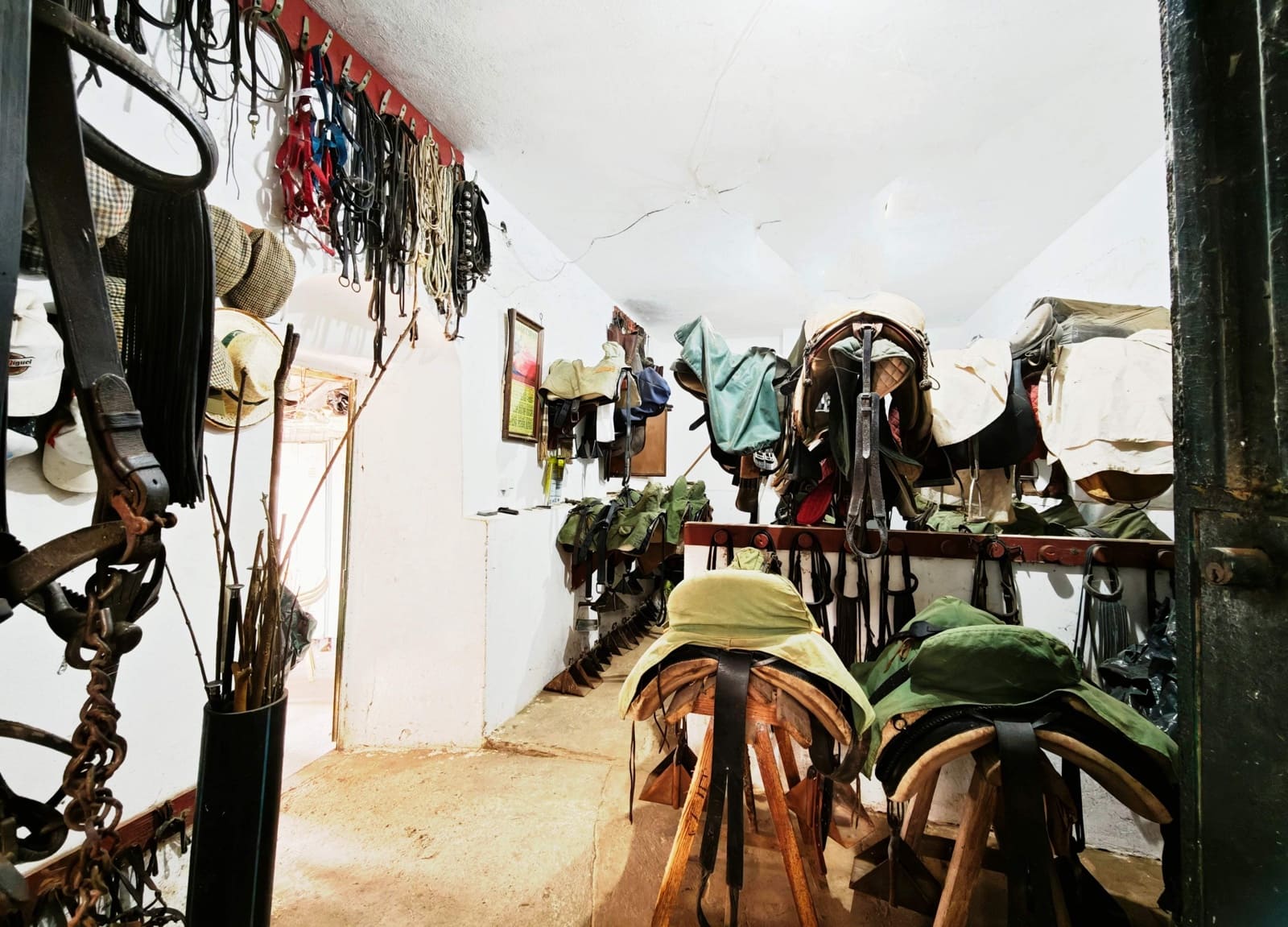 2 bedroom Finca/Country House for sale in Algeciras - € 590,000 (Ref: 9502385)