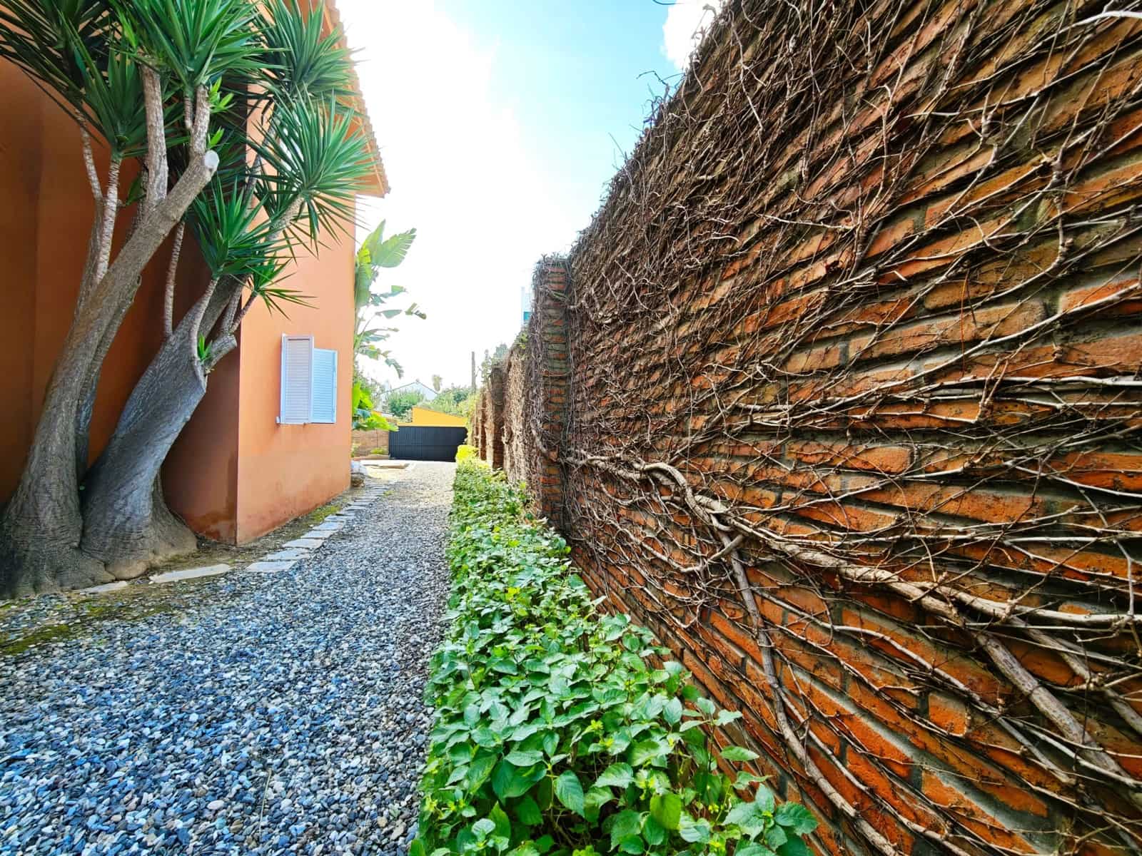 4 slaapkamer Villa te koop in Guadacorte met zwembad garage - € 650.000 (Ref: 9502386)