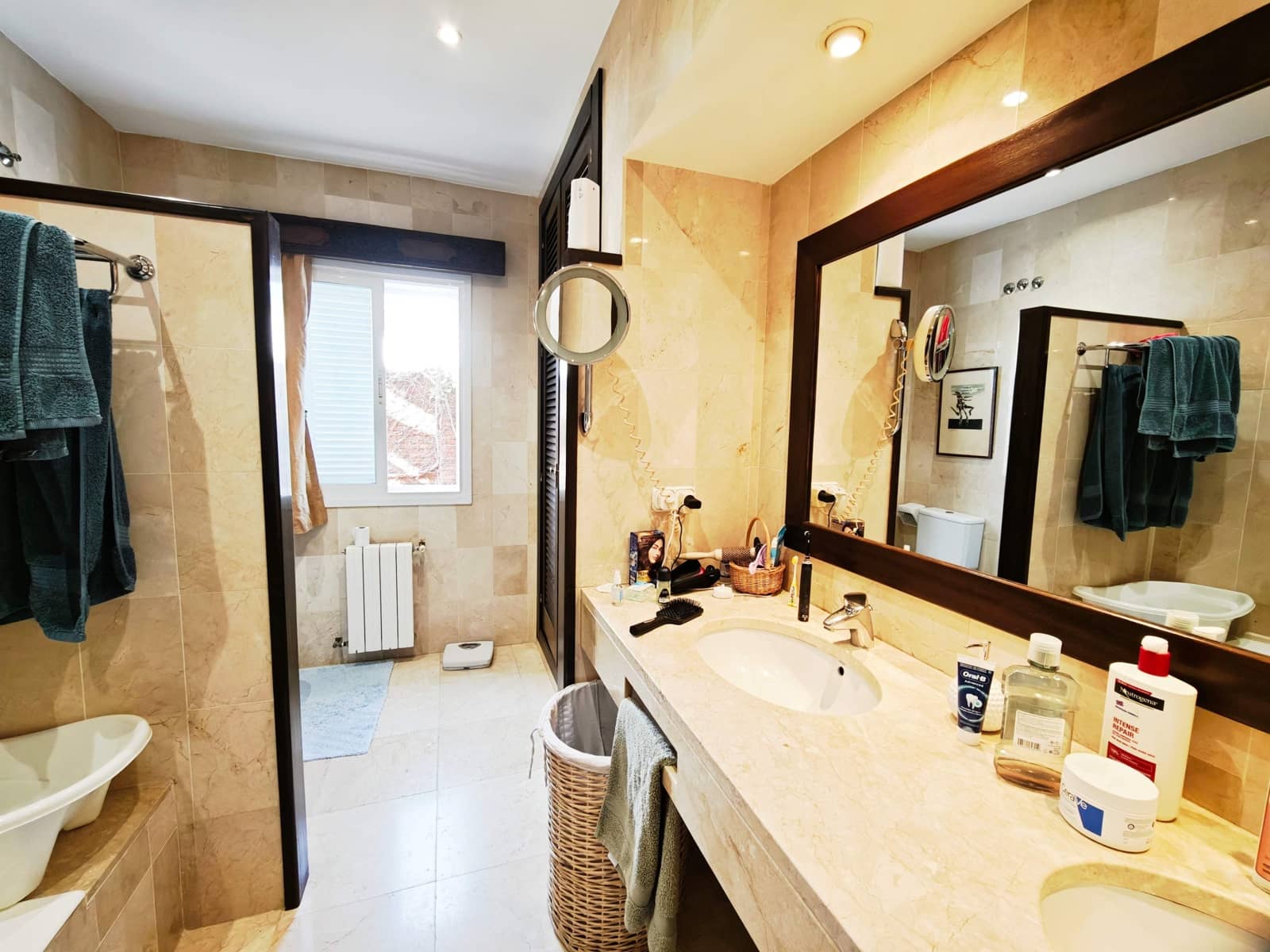 4 bedroom Villa for sale in Guadacorte with pool garage - € 650,000 (Ref: 9502386)